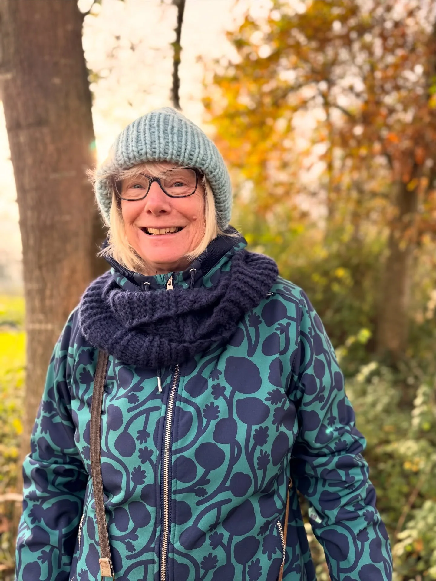 Something &ldquo;made by me&rdquo; something &ldquo;made by another&rdquo;. 💞

Today one of our clients came by and saw an Amma Knitwear beanie gleaming trough the @theyarnwagon window. She had recently bought the beautiful @amanoyarns Yana yarn to 