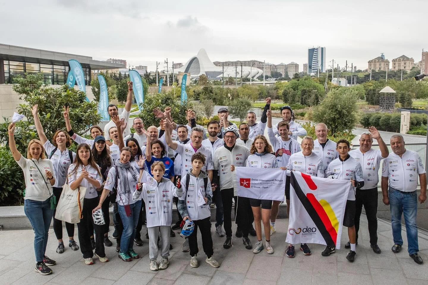 Photo highlights from part two of the last leg of #TOURDECOP29 ! 

We finished our epic journey with the ambassadors sustainability awareness ride from the Four Seasons Hotel to the Ritz Carlton. 

A big thanks to everyone who joined #TOURDECOP29 and