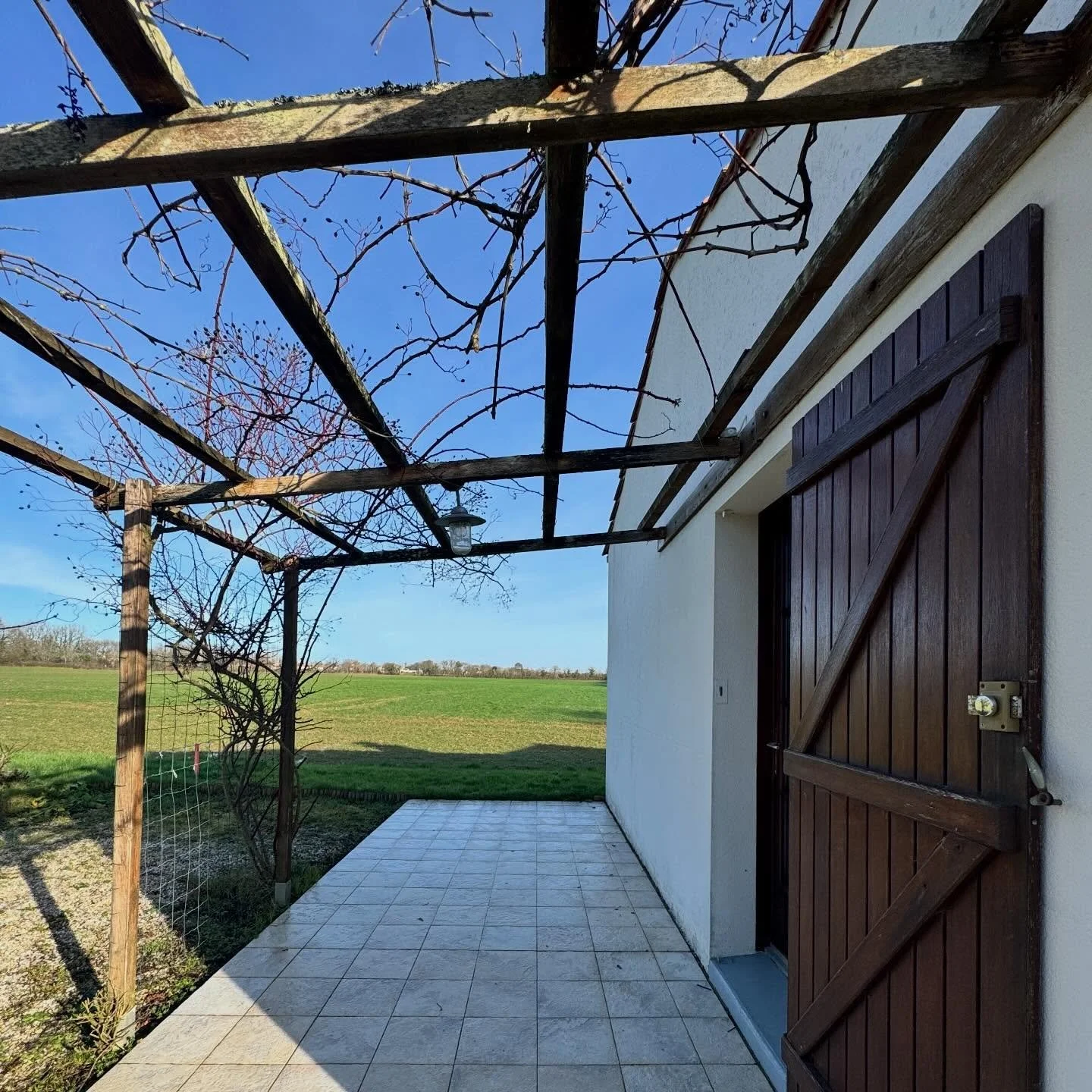 Accompagner une cliente lors d&rsquo;une visite pour &eacute;ventuellement acqu&eacute;rir un bien. V&eacute;rifier les &eacute;l&eacute;ments structurels (avec un archi que je recommande), et v&eacute;rifier si le projet d&rsquo;am&eacute;nagement i