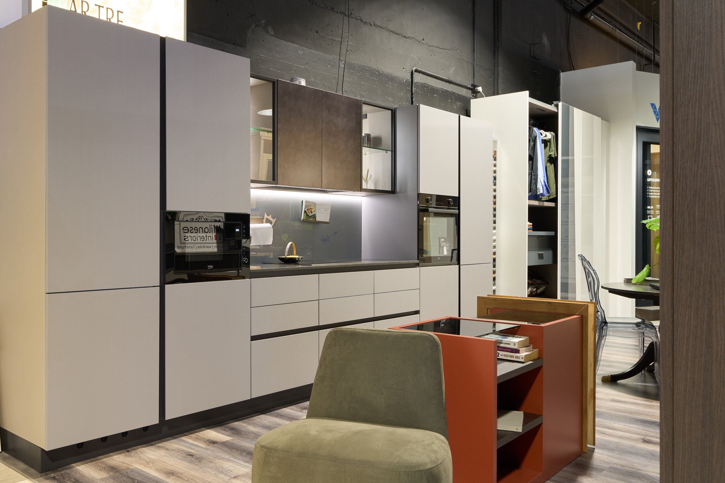 Showroom 48: Milanese Interiors