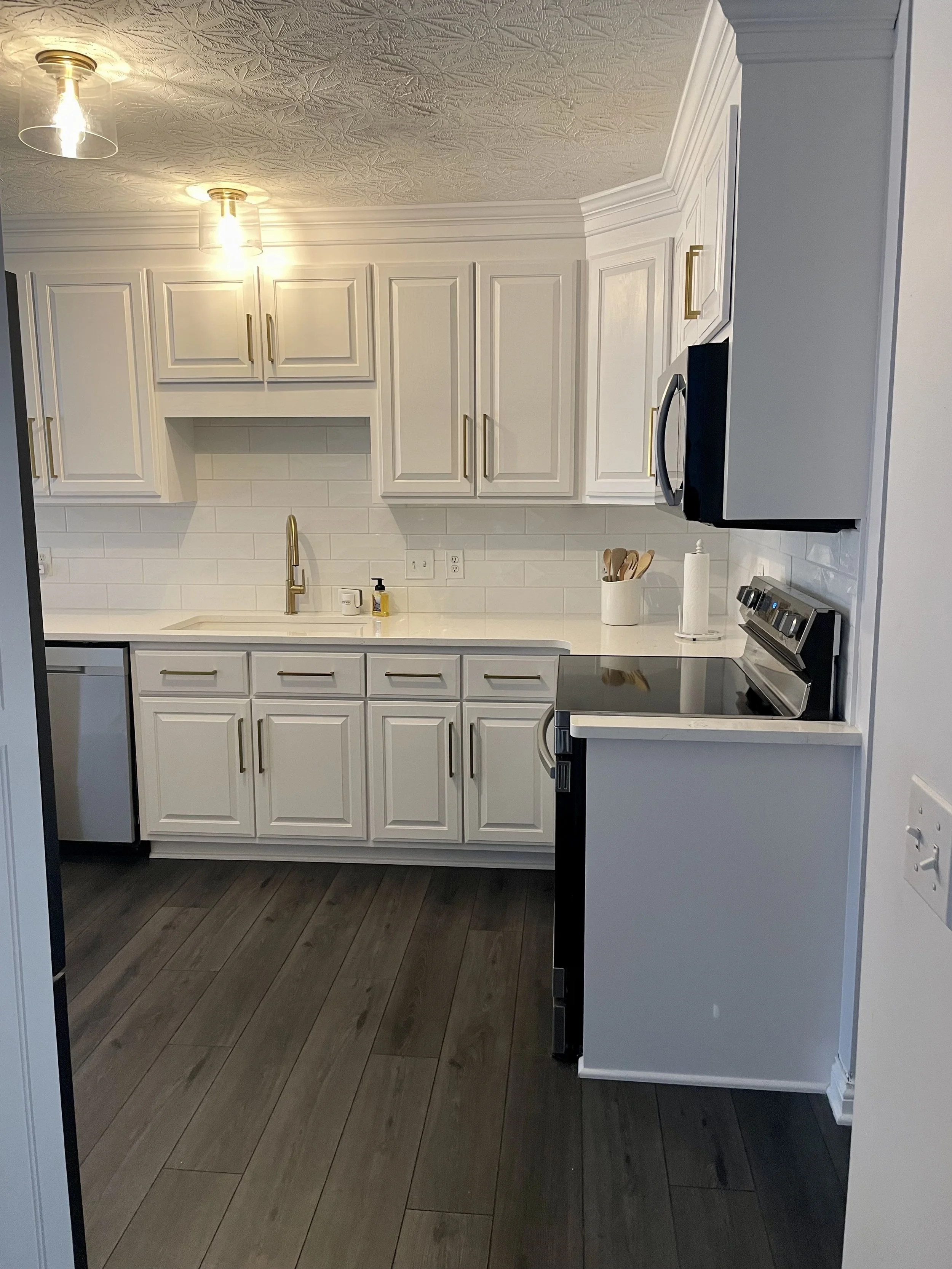 Kitchen After (Gleixner).jpg