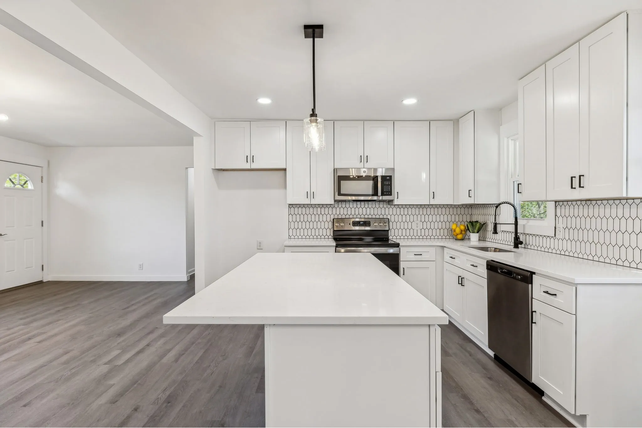 a963b67af48d7e73f69a14da4f6317b5l-m1362204693rd-w2048_h1536 (1).PNG