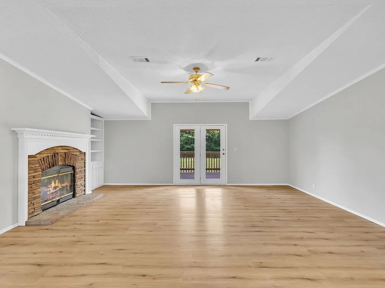 Living Room (Muench).JPEG