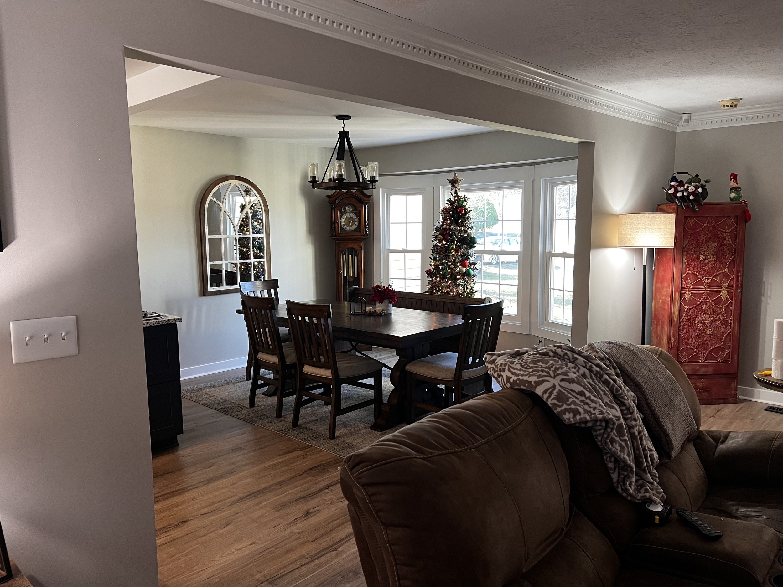 Dining Room_Kitchen Entryway 3 (Crawford).jpeg