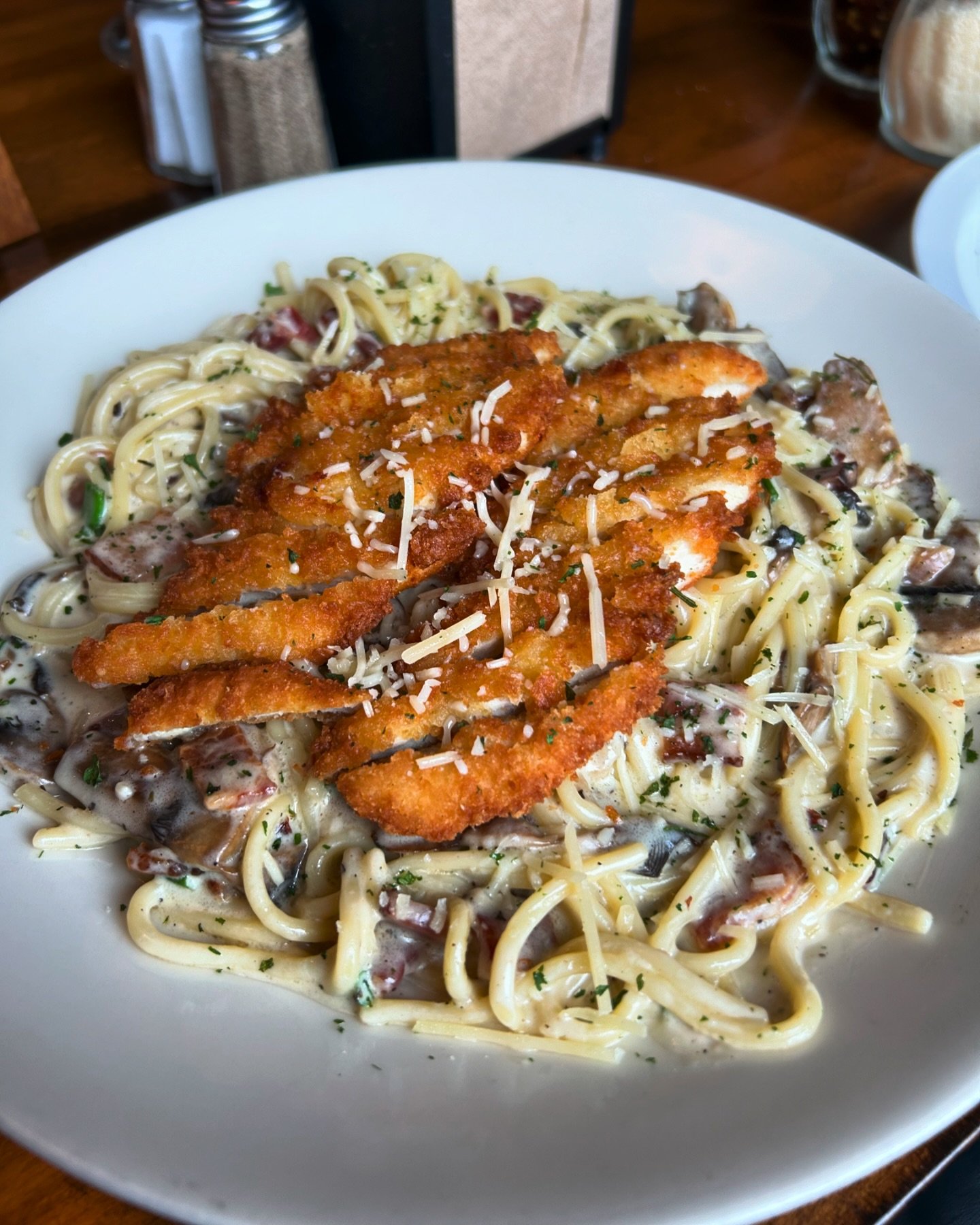 ICYMI&mdash; PASTAS ARE BACK! Made-to-order saut&eacute;ed pastas like our Chicken Carbonara with spaghetti, bacon, mushroom, black pepper, green onions, house-made asiago cream, breaded chicken tenders, and basil 🤤