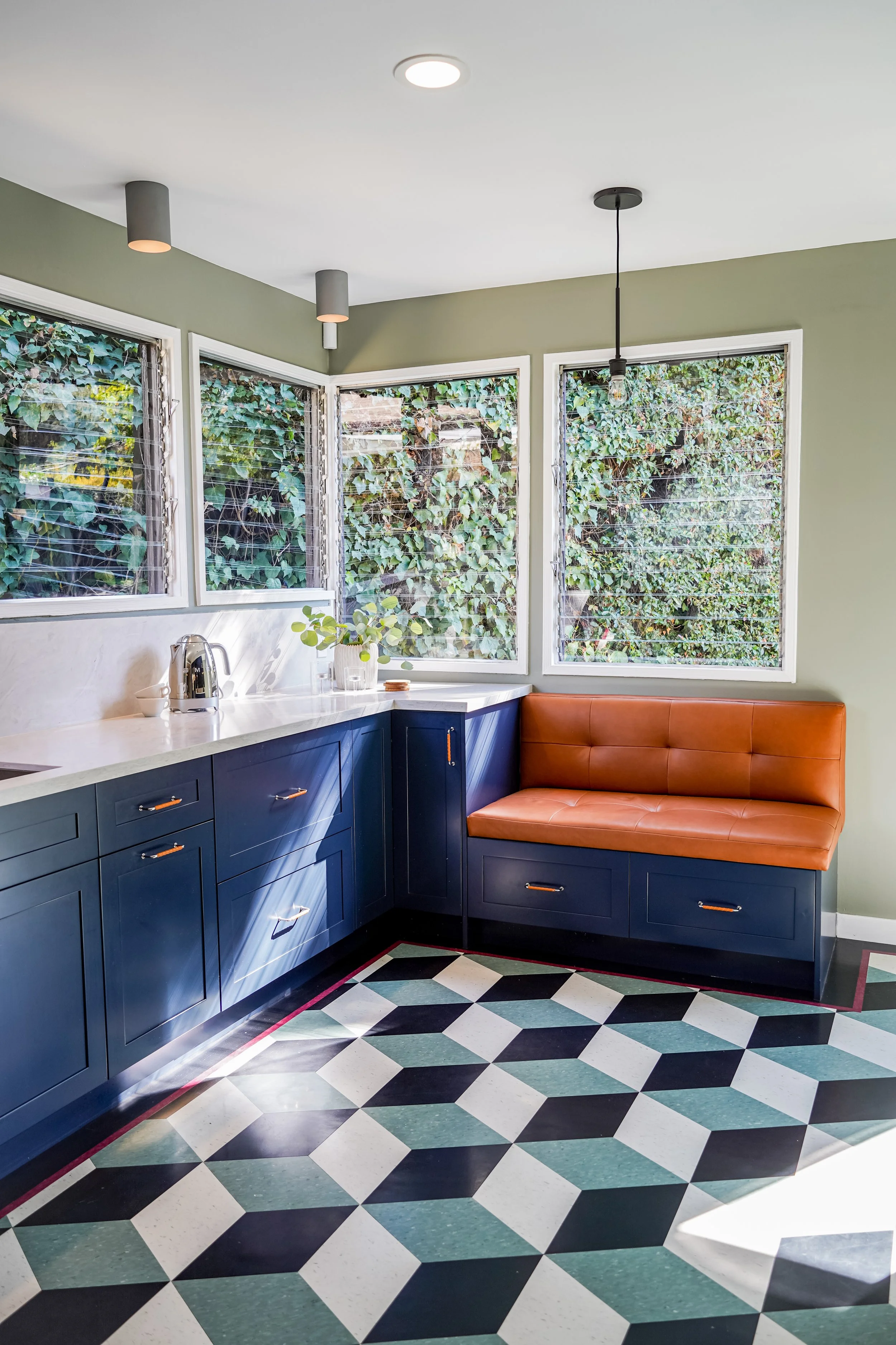 Brunner Kitchen bench full.jpg