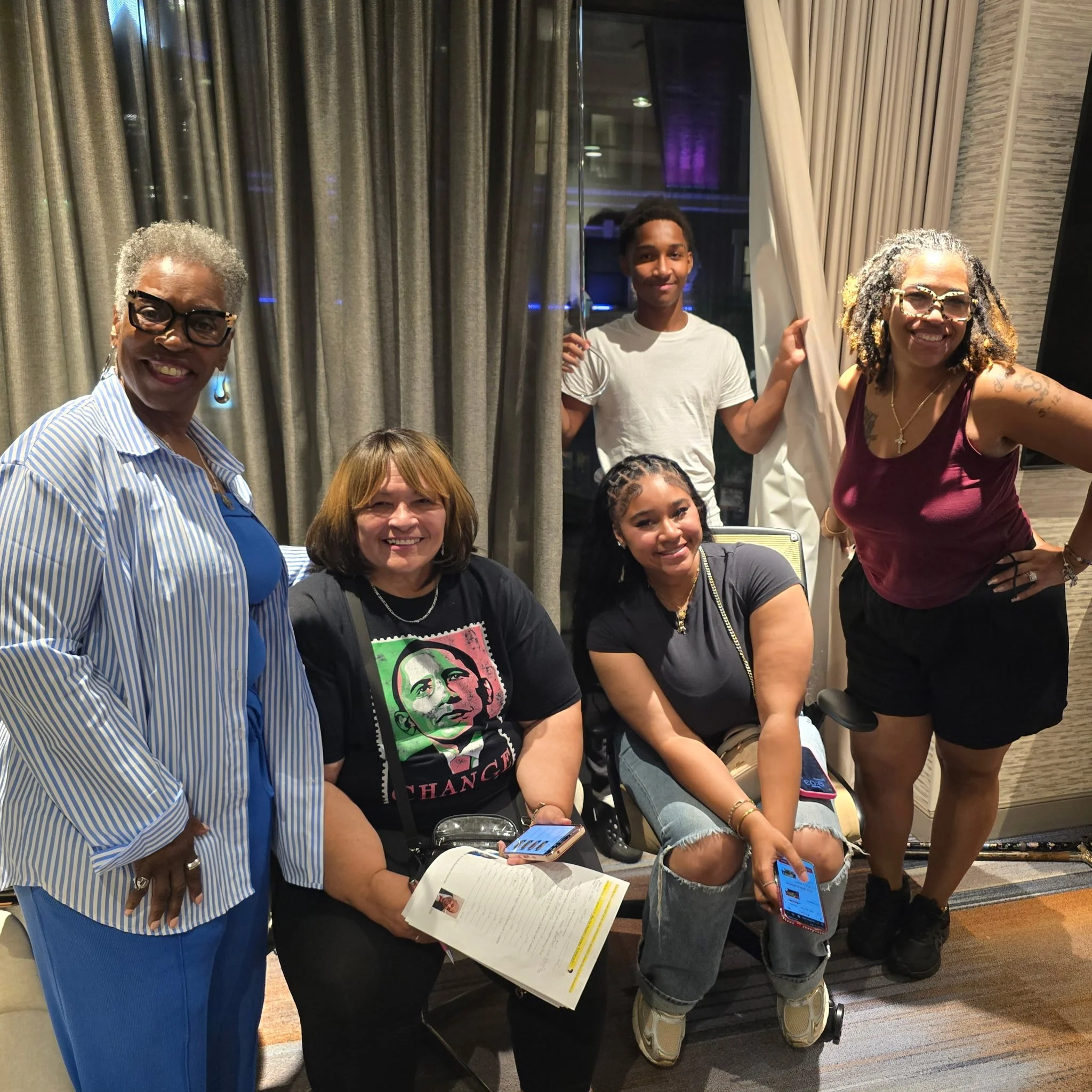 Thur Donna Marcia Kahrie Memphis Patrice.jpg
