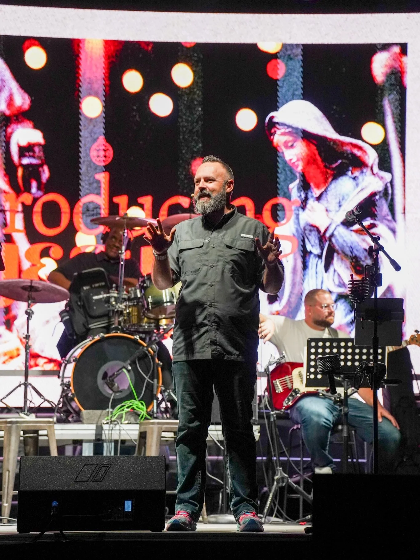 What a special night celebrating the birth of our savior! Thank you for spending your evening with us! Merry Christmas and Happy New Year!