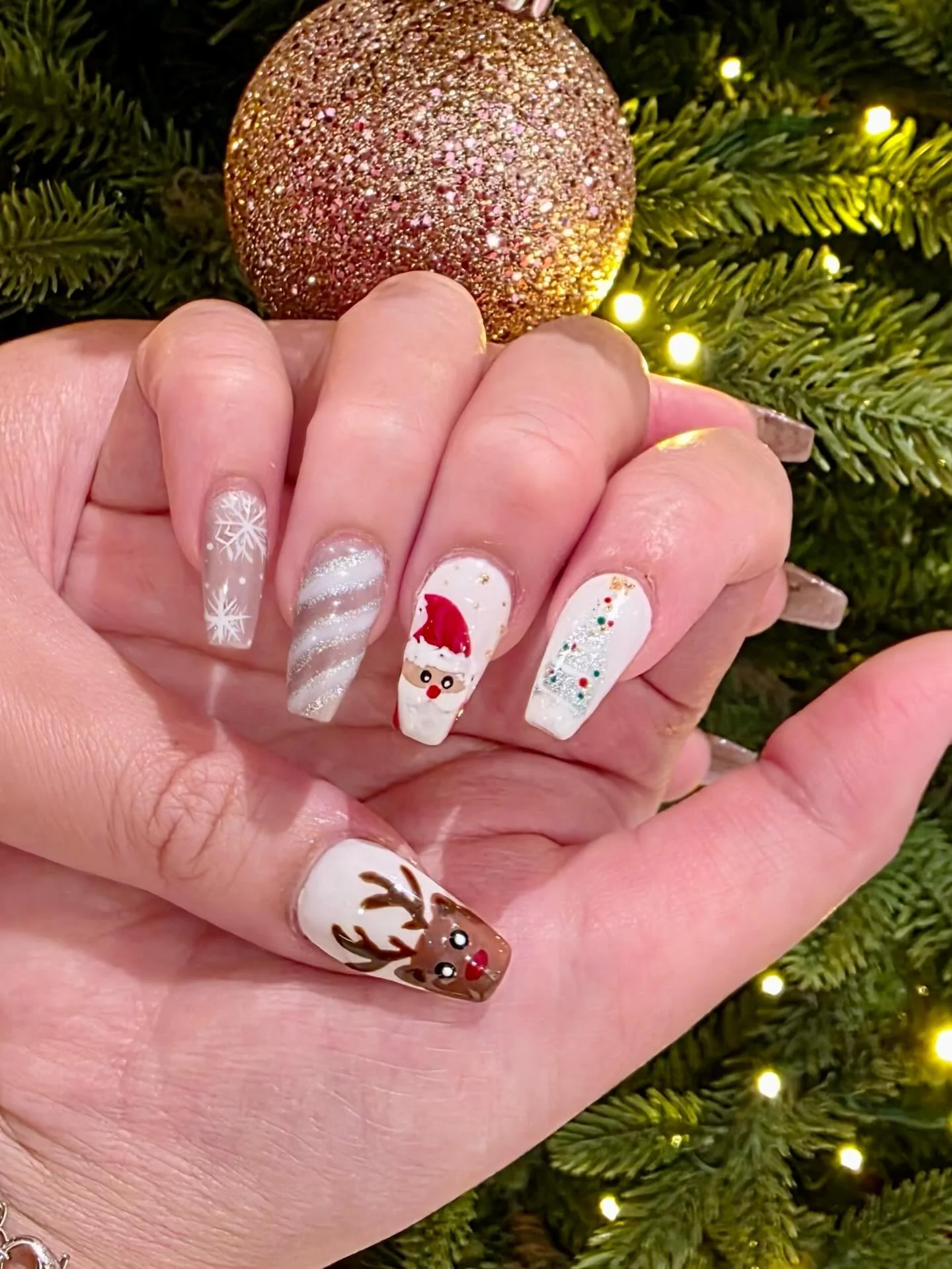 nails_bar_wynyard_1764716193_3779035793777174667_74299087886.jpg