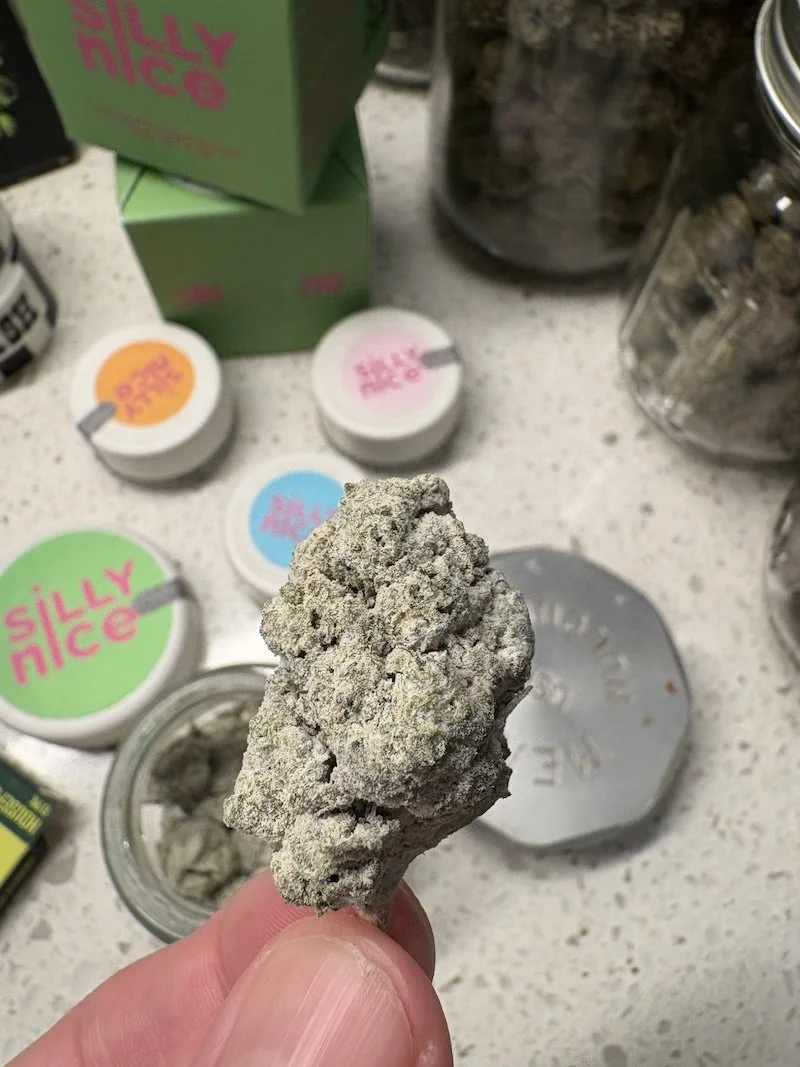 Why We Infuse Flower With Live Resin and Diamonds 2.JPG