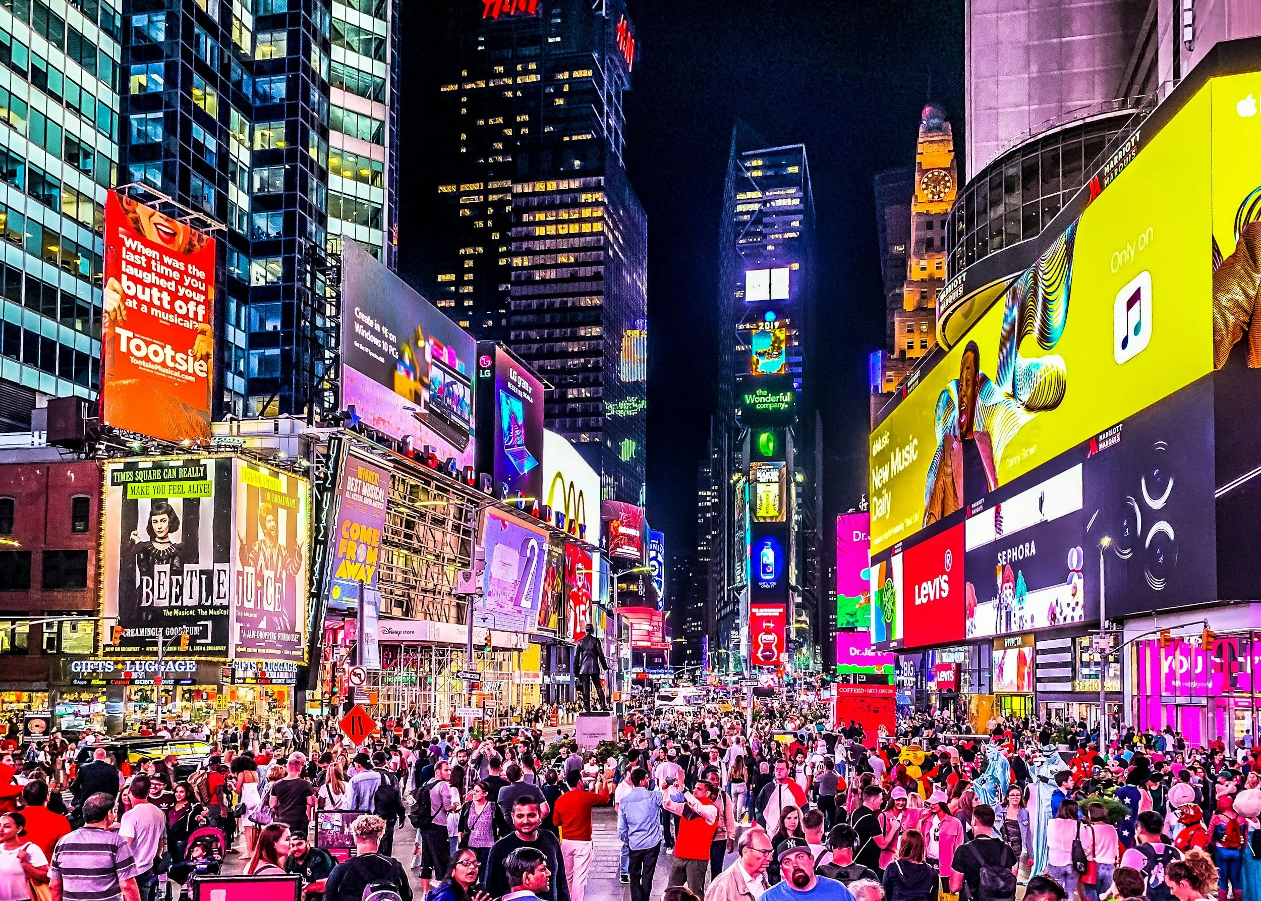 Just Touched Down in NYC? Here’s Where to Find Silly Nice for NYE and NYD