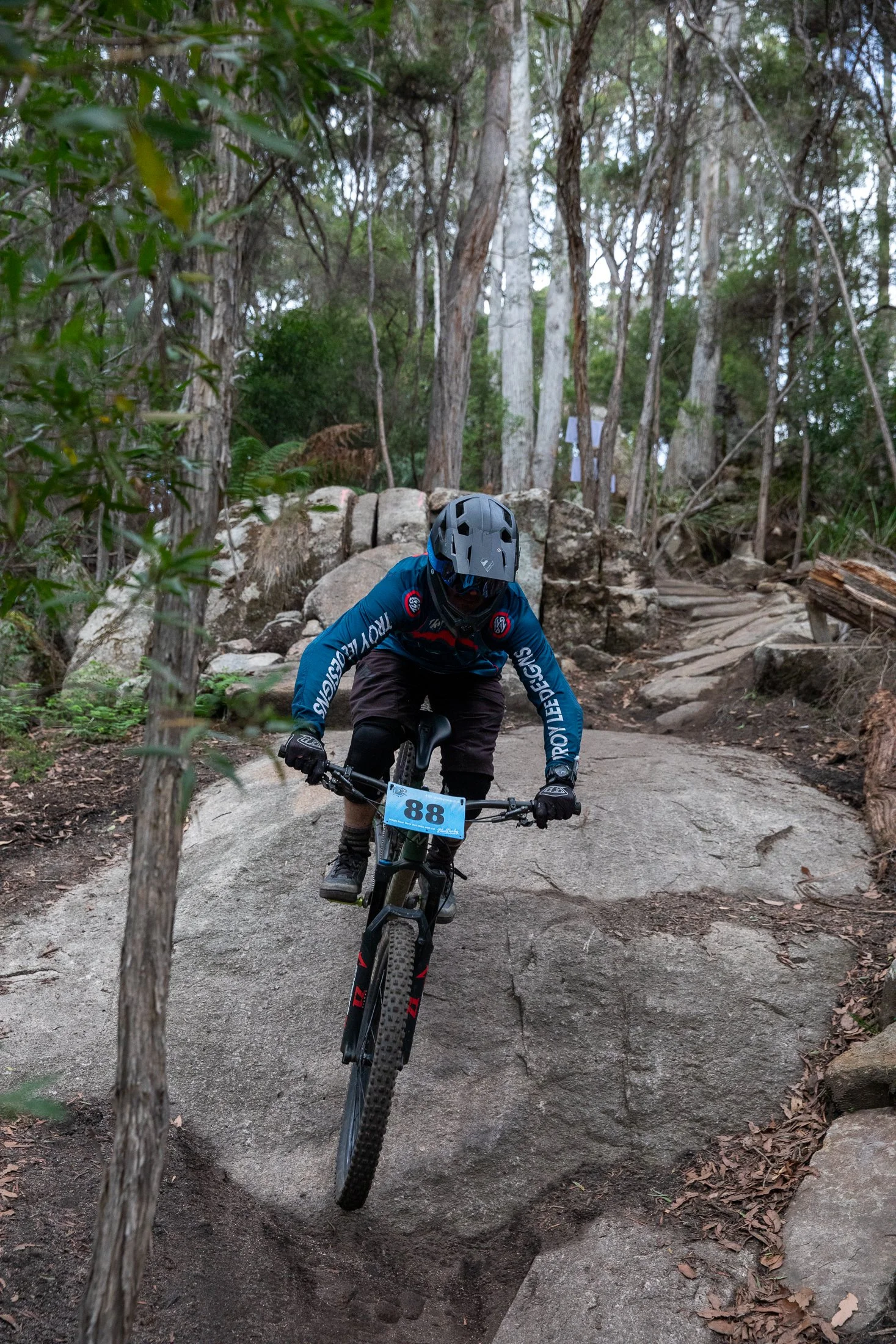 5D4_6394.jpg