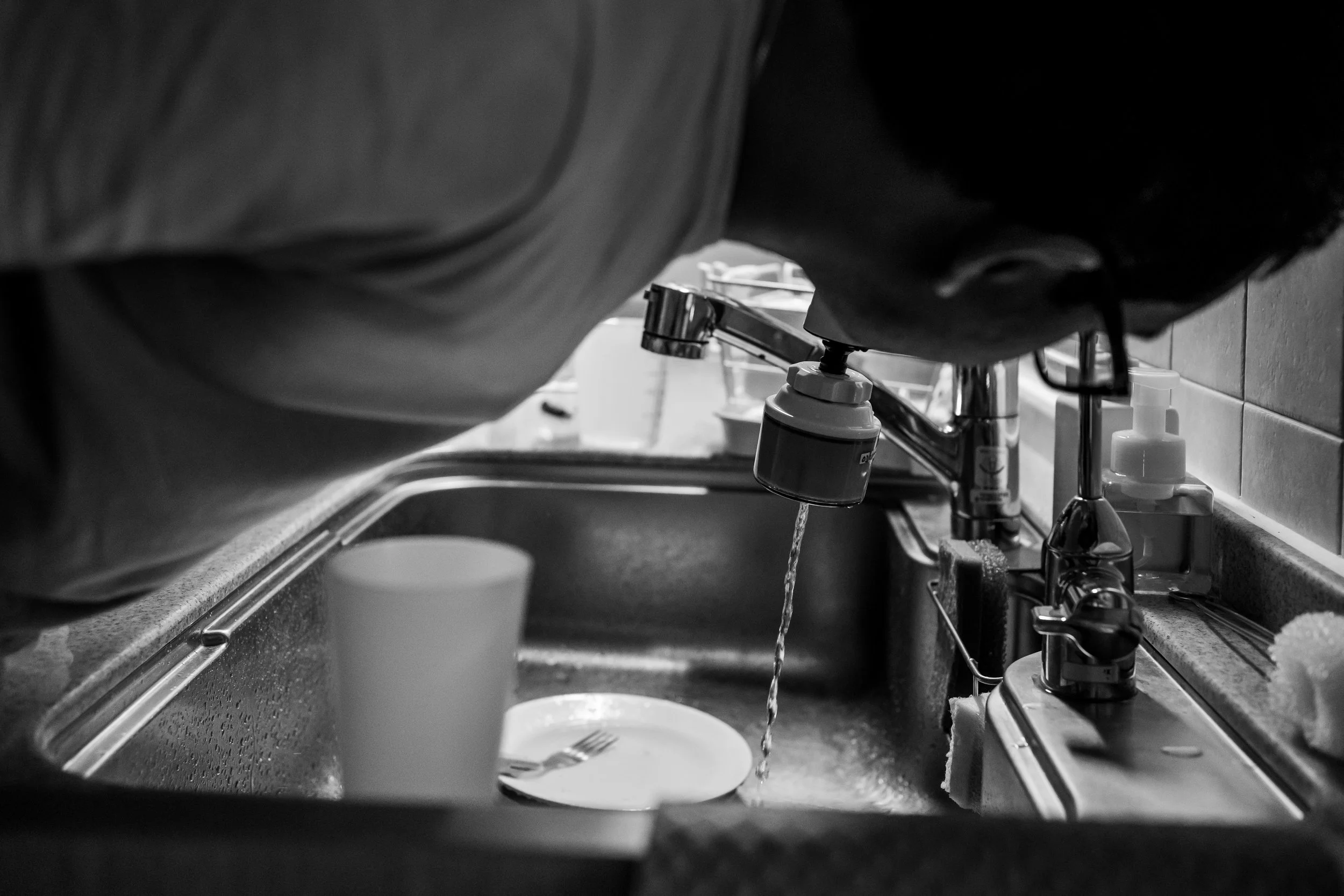 Fixing the water tap by Sanïa Spiri