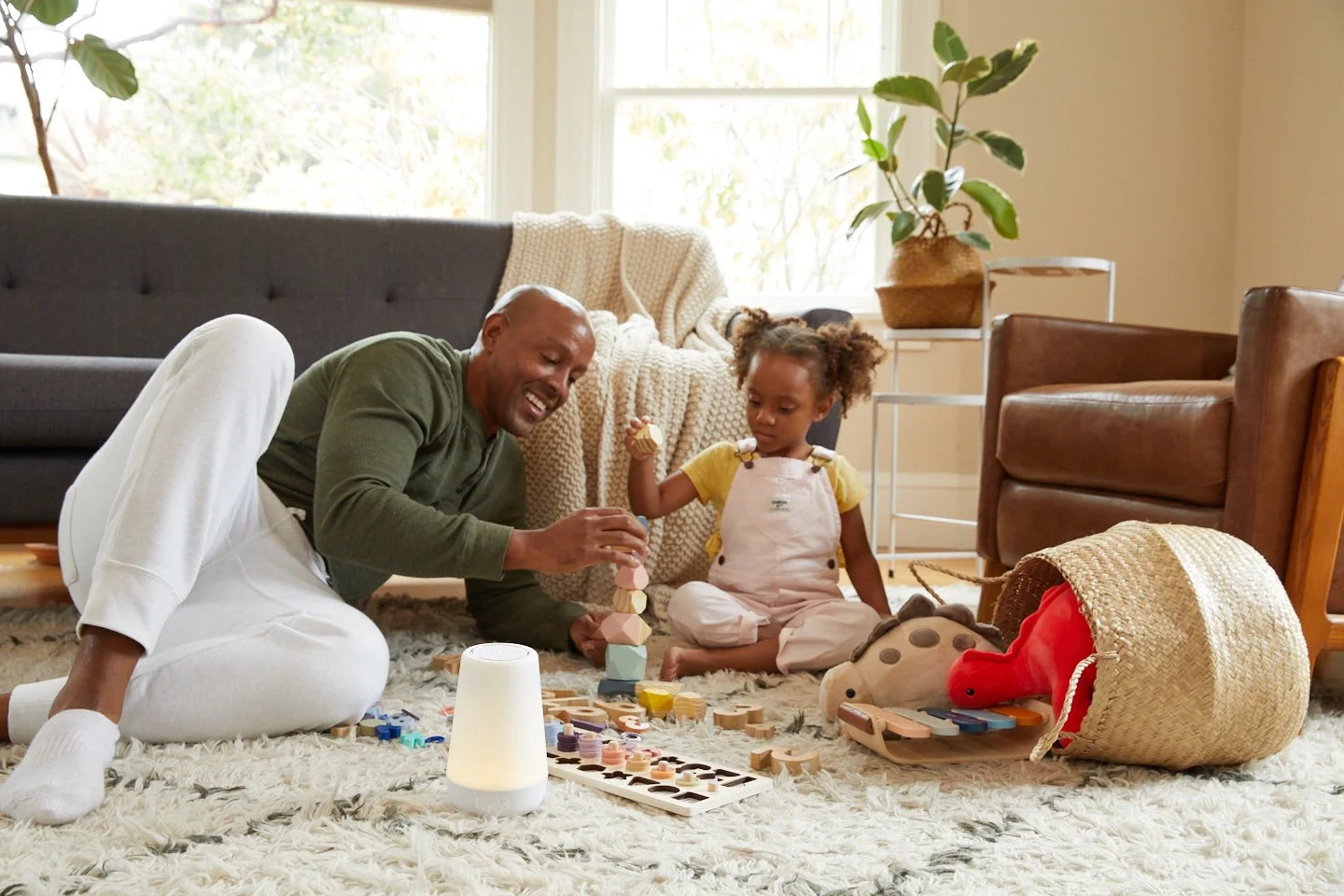 202210805_Hatch_Product_Riot_LivingRoom_Daytime_KidA_115.jpg