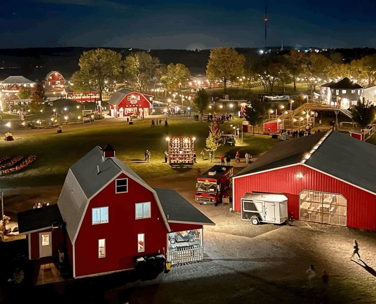 Festive Farms with Markets in the Chicago Suburbs