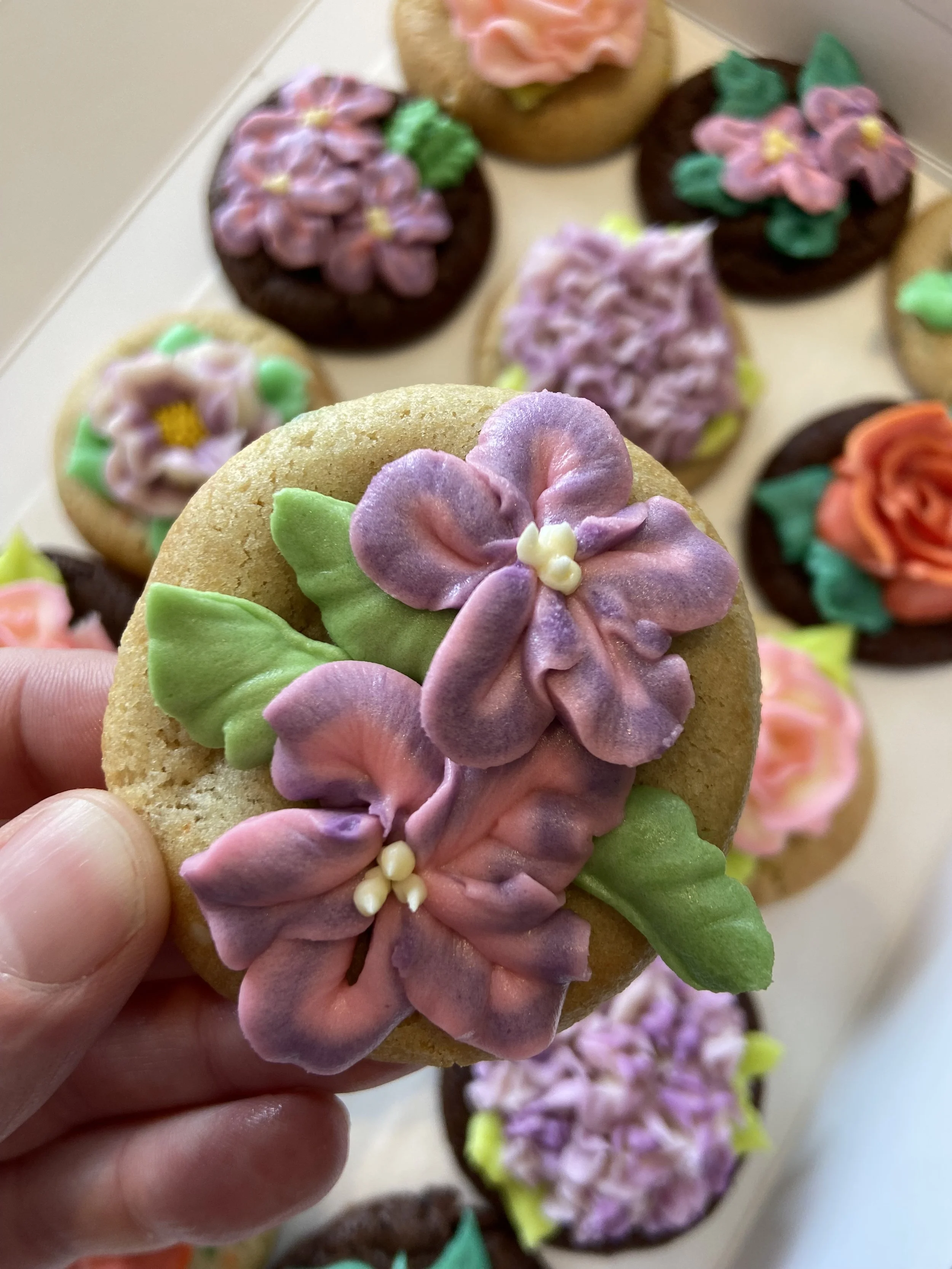 Mother's Day Gift Box - 9 pack of 1/4  sized cookies