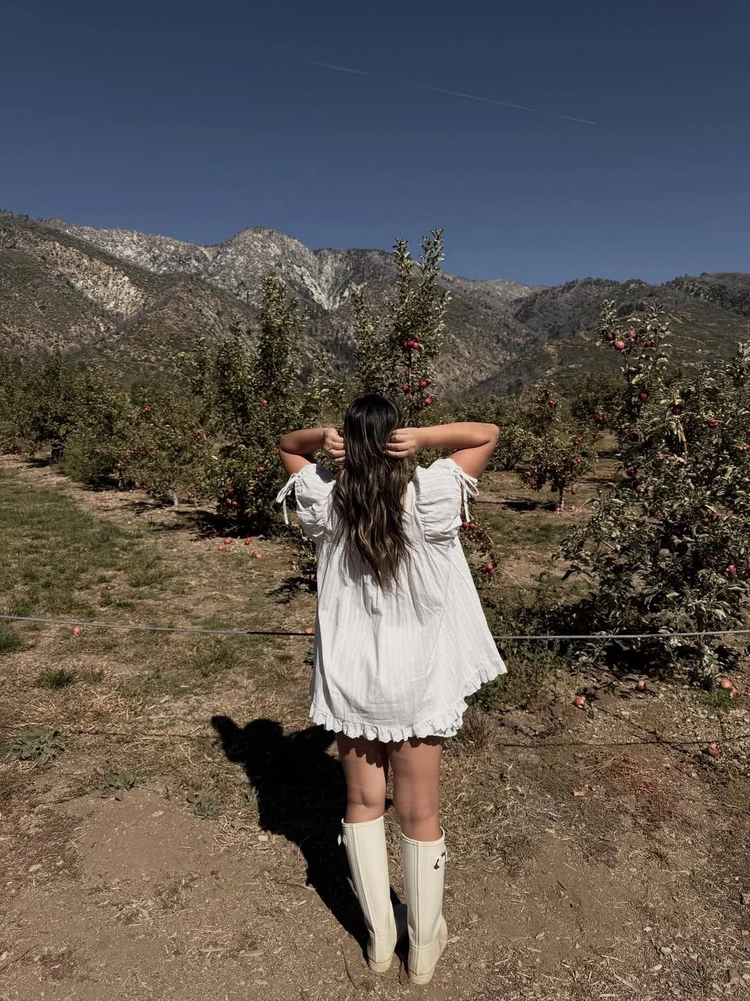 Luca’s first time apple picking 🧺.jpg