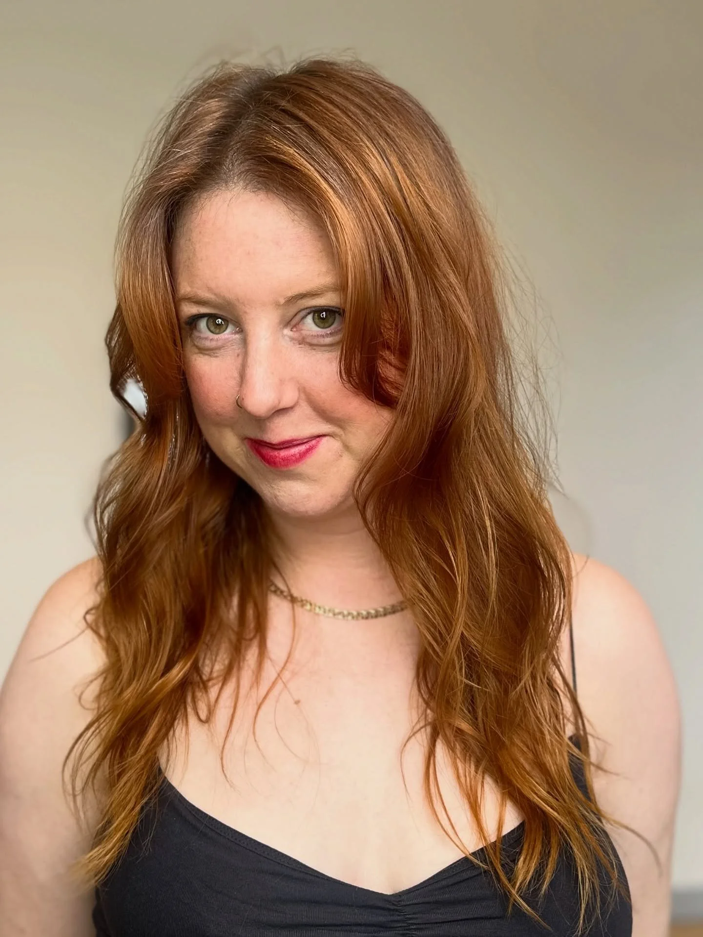 ✨Sometimes a little goes a long way✨

My gorgeous housemate @katy.may.flower popped in for a trim - nothing dramatic, no over-styling, just a gentle freshen up to keep her ends healthy while keeping her length intact.

Not every appointment has to be
