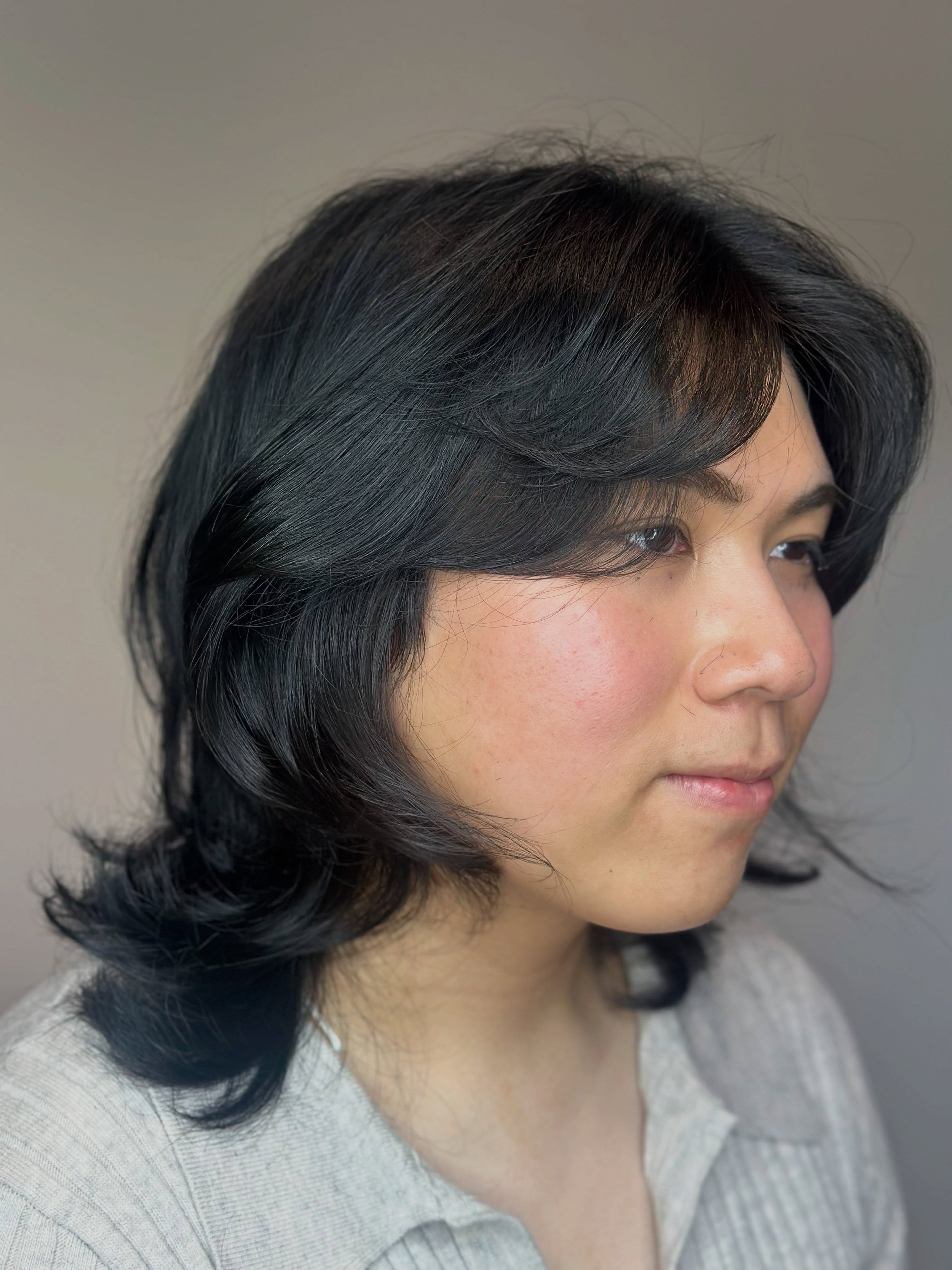 I really wish I took a photo of @jjas.min3_ last cut 5 months ago and how it grew out, because it was PERFECT! 

The goal with Jasmine is getting more length with an effortless grow out and I&rsquo;m excited to see her in our next appointment to see 