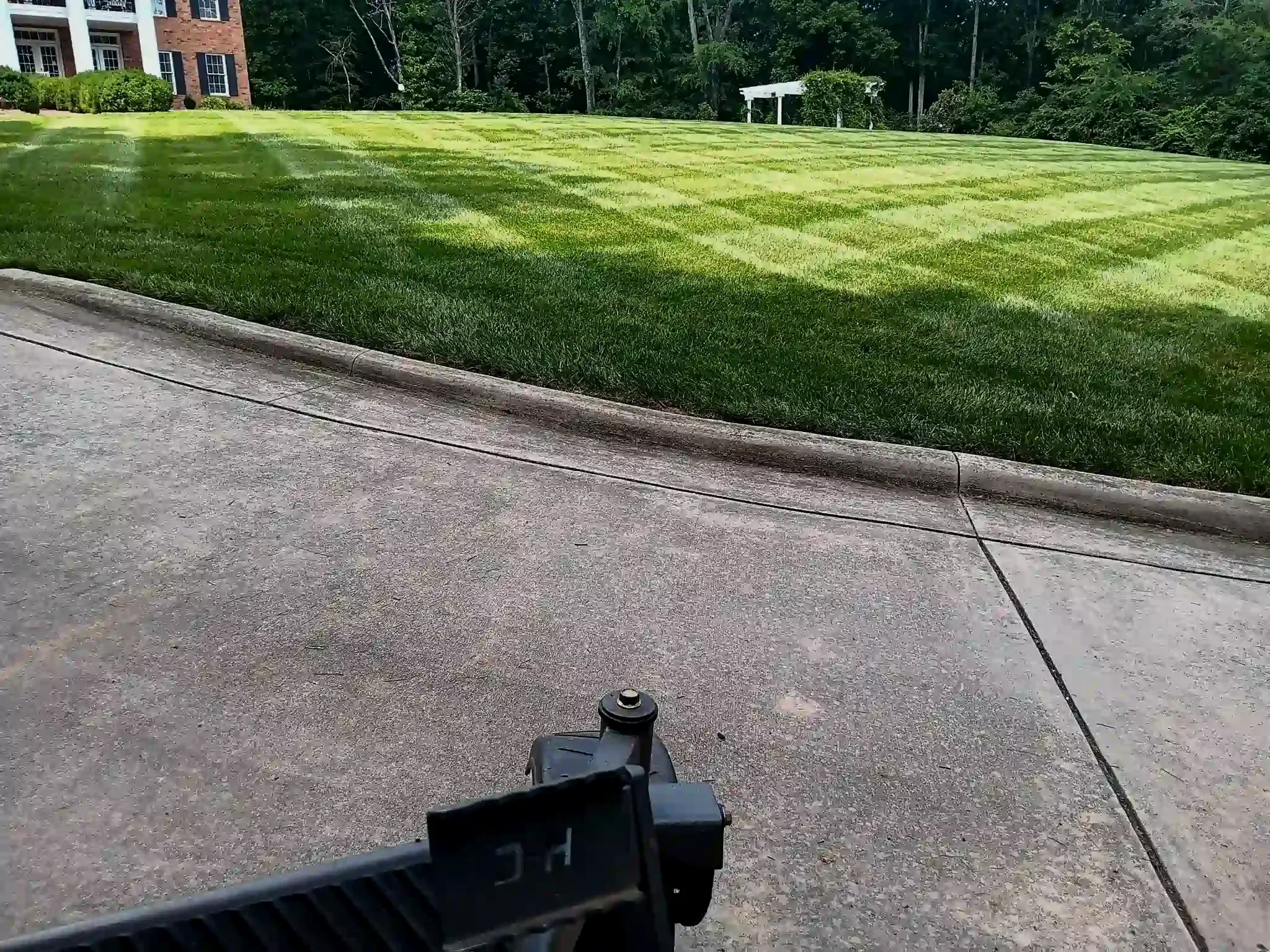 Weekly Lawn Maintenance Davie County, NC