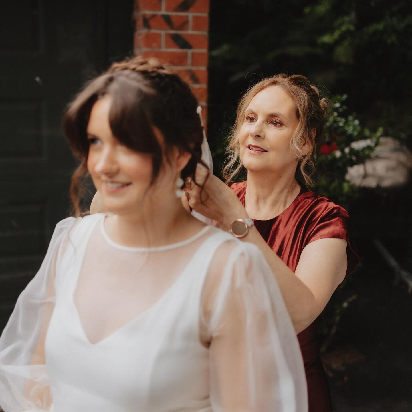 We are honoured to witness the most heartfelt moments between mothers and their children on their wedding day. Whether it's a teary mother giving her daughter away at the end of the aisle or the loving connection shared between a mother and her son, 