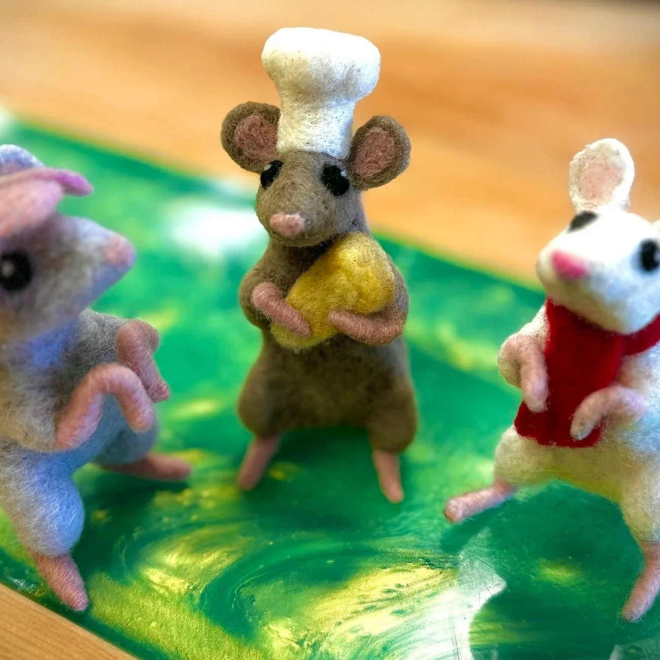Needle Felted Posable Mouse for Beginners