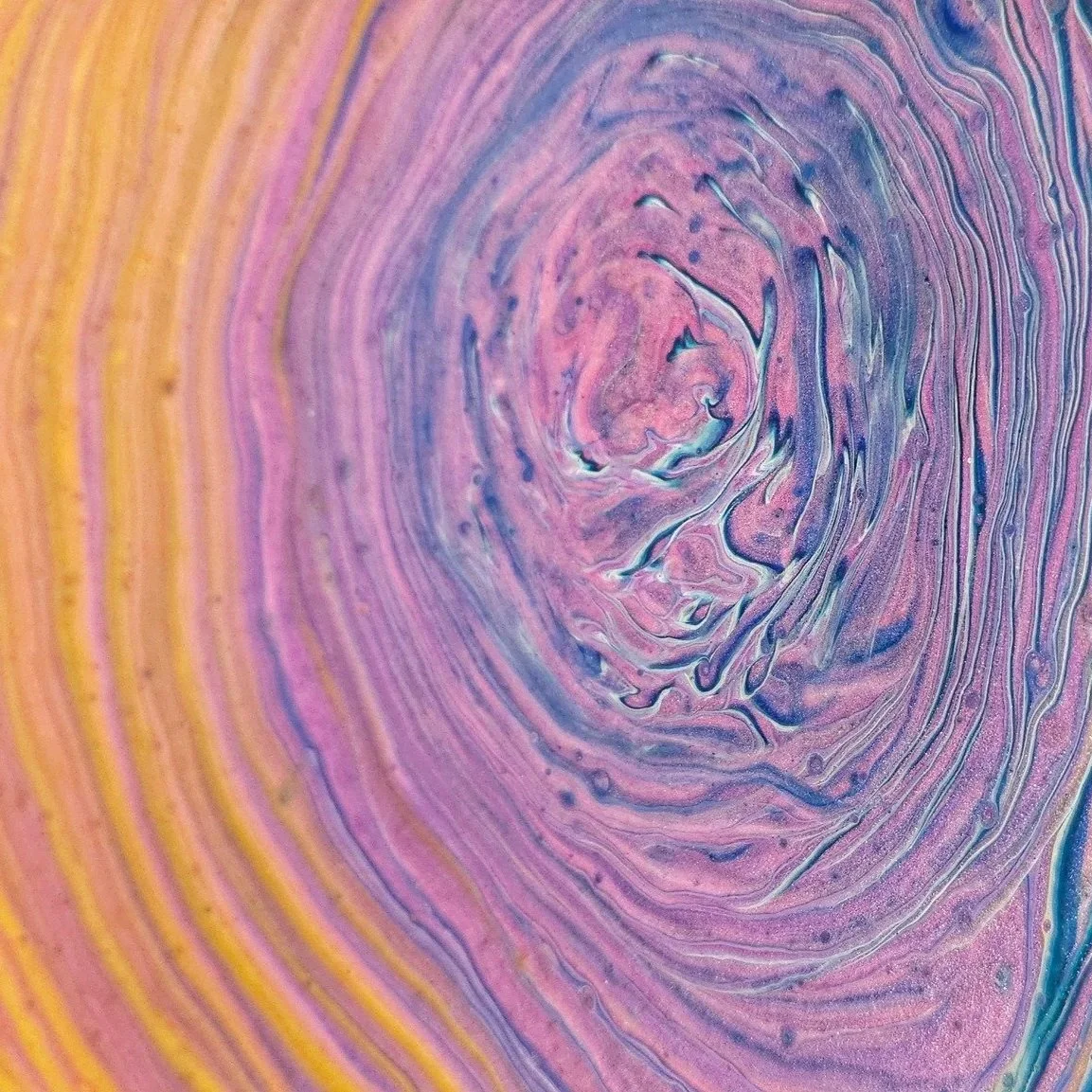 Paint Pouring Class with Jamie Janko