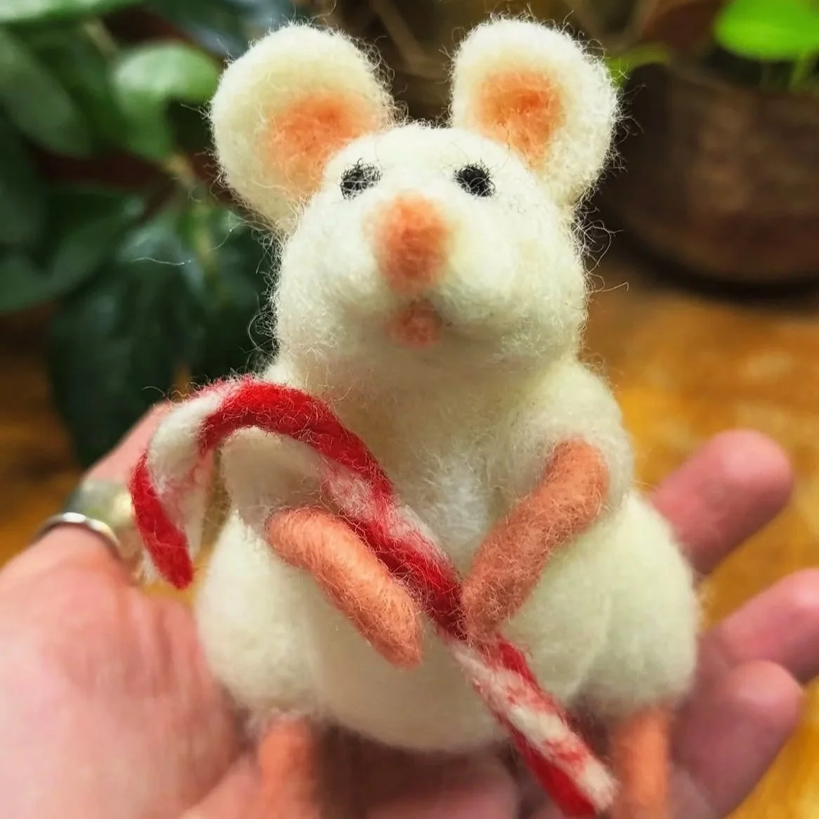 Needle Felted Posable Mouse for Beginners