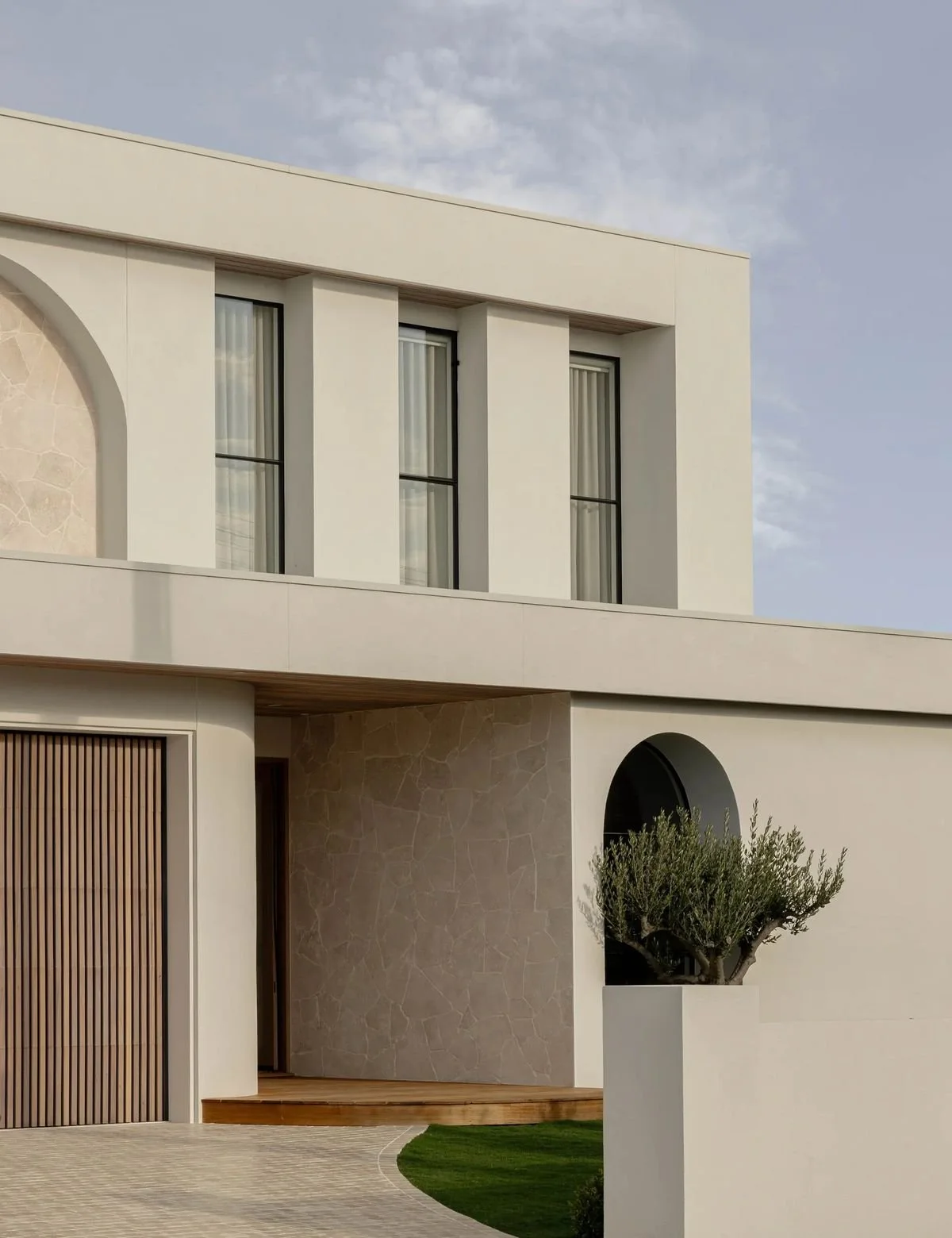 Why You Should Talk to a Home Build Advisor Before You Talk to a Builder