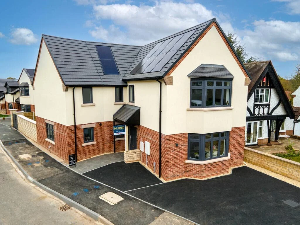 Merritt_Estates_Bletchley Close_Beeston_273941_103657000271_IMG_00_0000.jpg