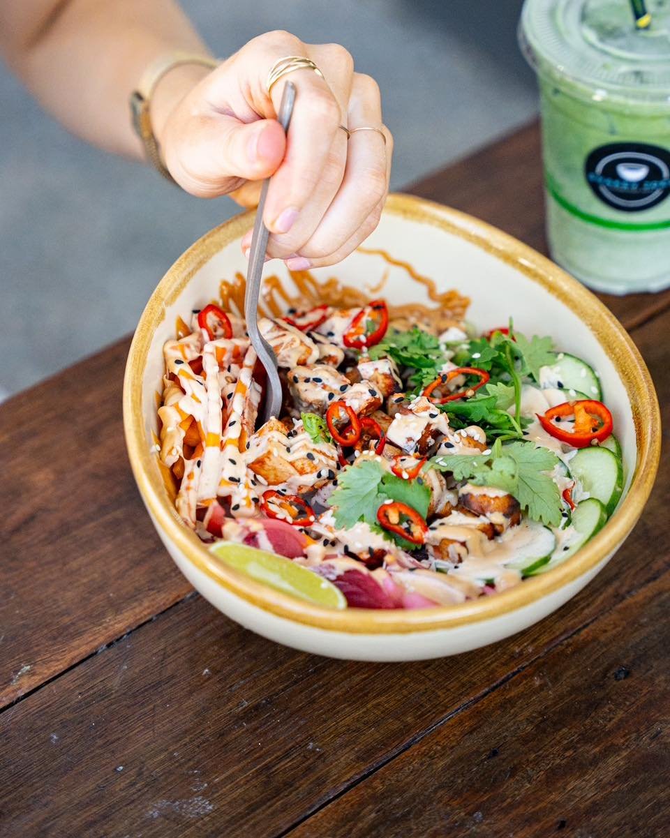 Fuelling up for the week ahead with Shakey Joe's sensational poke bowls! 🌟

Nothing beats the burst of flavours and freshness to kickstart Monday right 🍲✨ 

#localcafe #lakemacquariensw #healthycafe #cafe #EatFresh #ShakeyJoes #warnersbay #BowlGoal