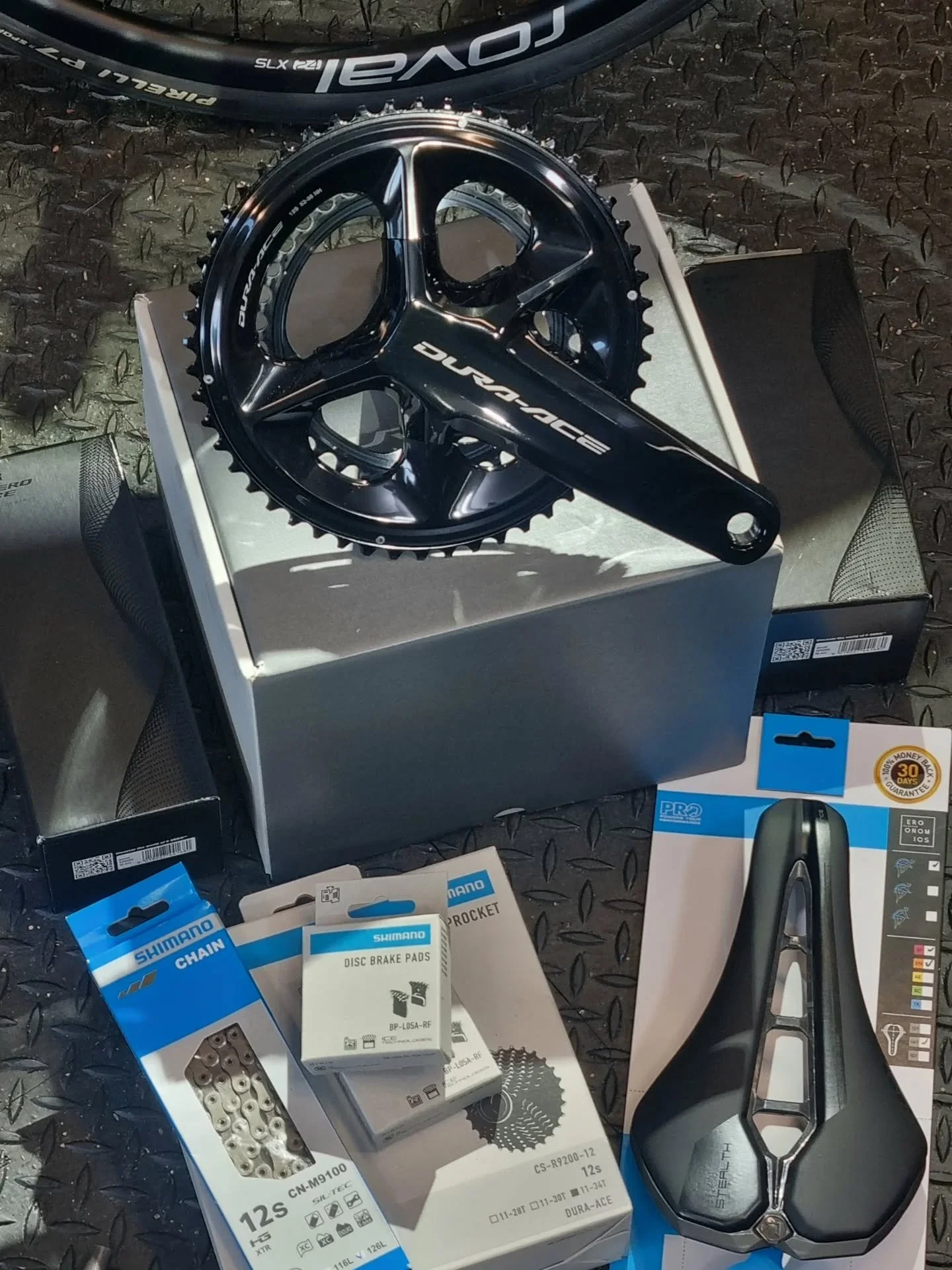 Christmas is coming early for some...

#upgrades #cycling