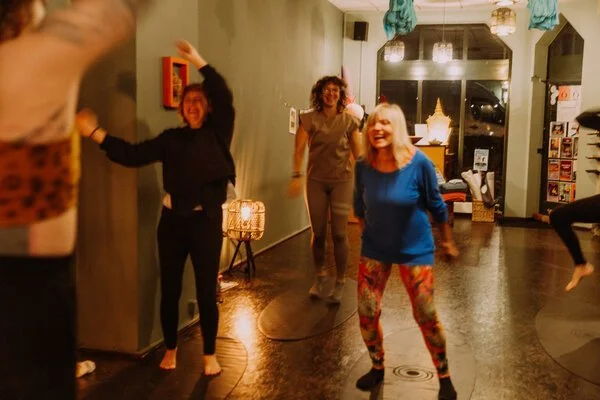 Seminar Somatics Luna Binias14.jpg