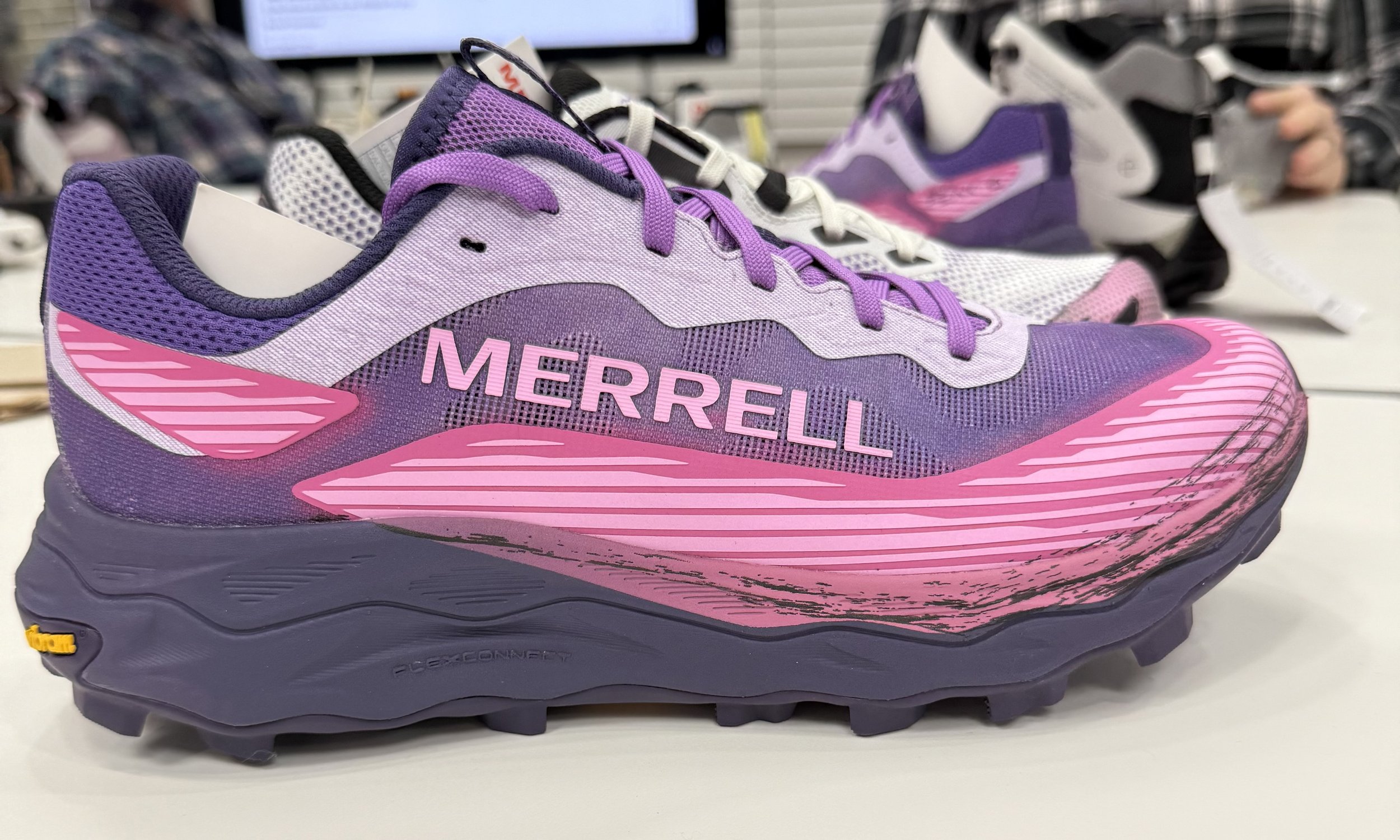 MERRELL AGILITY PEAK 6 2025