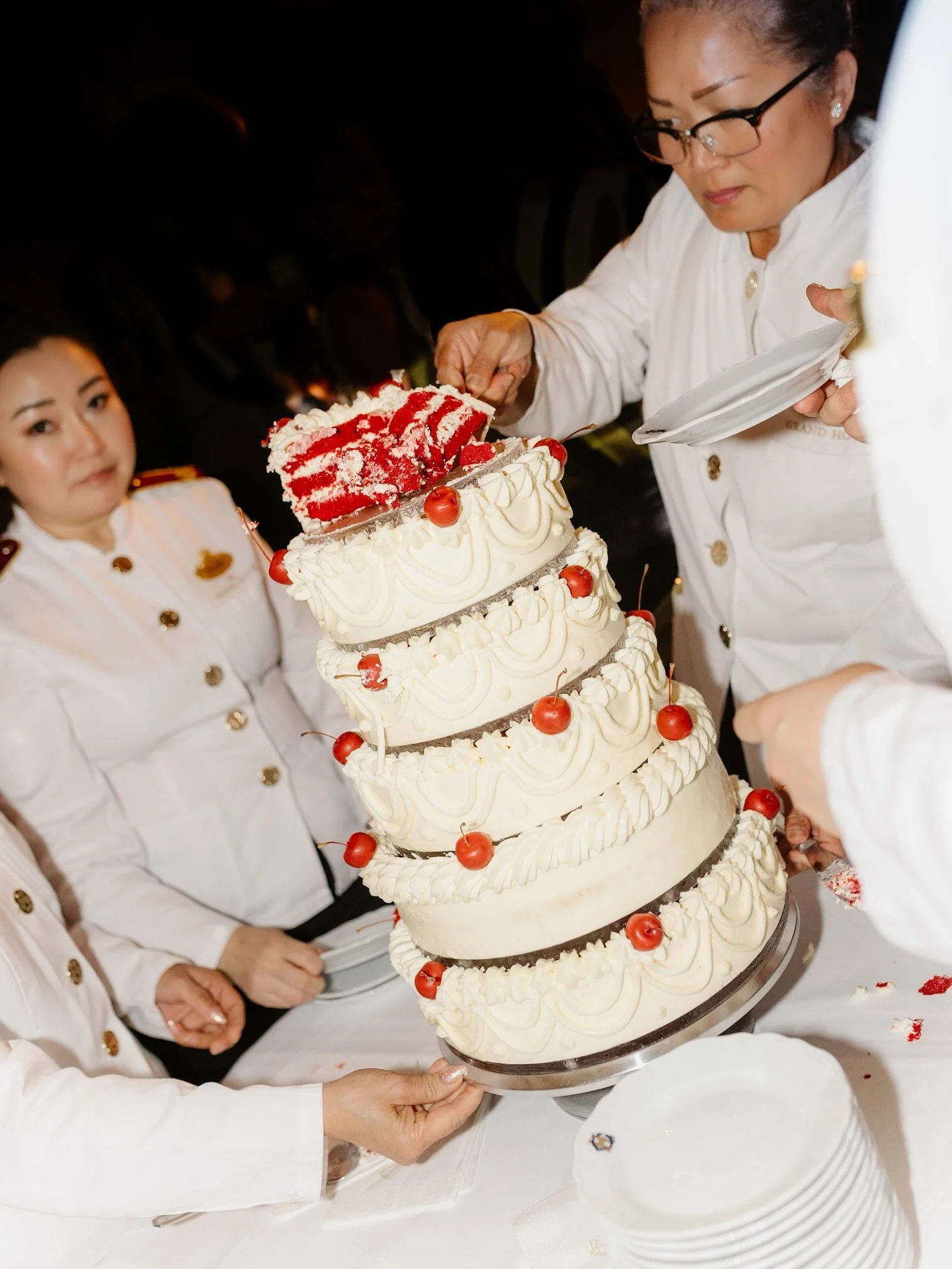 Red velvet dream!

#wedding #weddingcake #cake #weddingphotographer #br&ouml;llopsfotograf