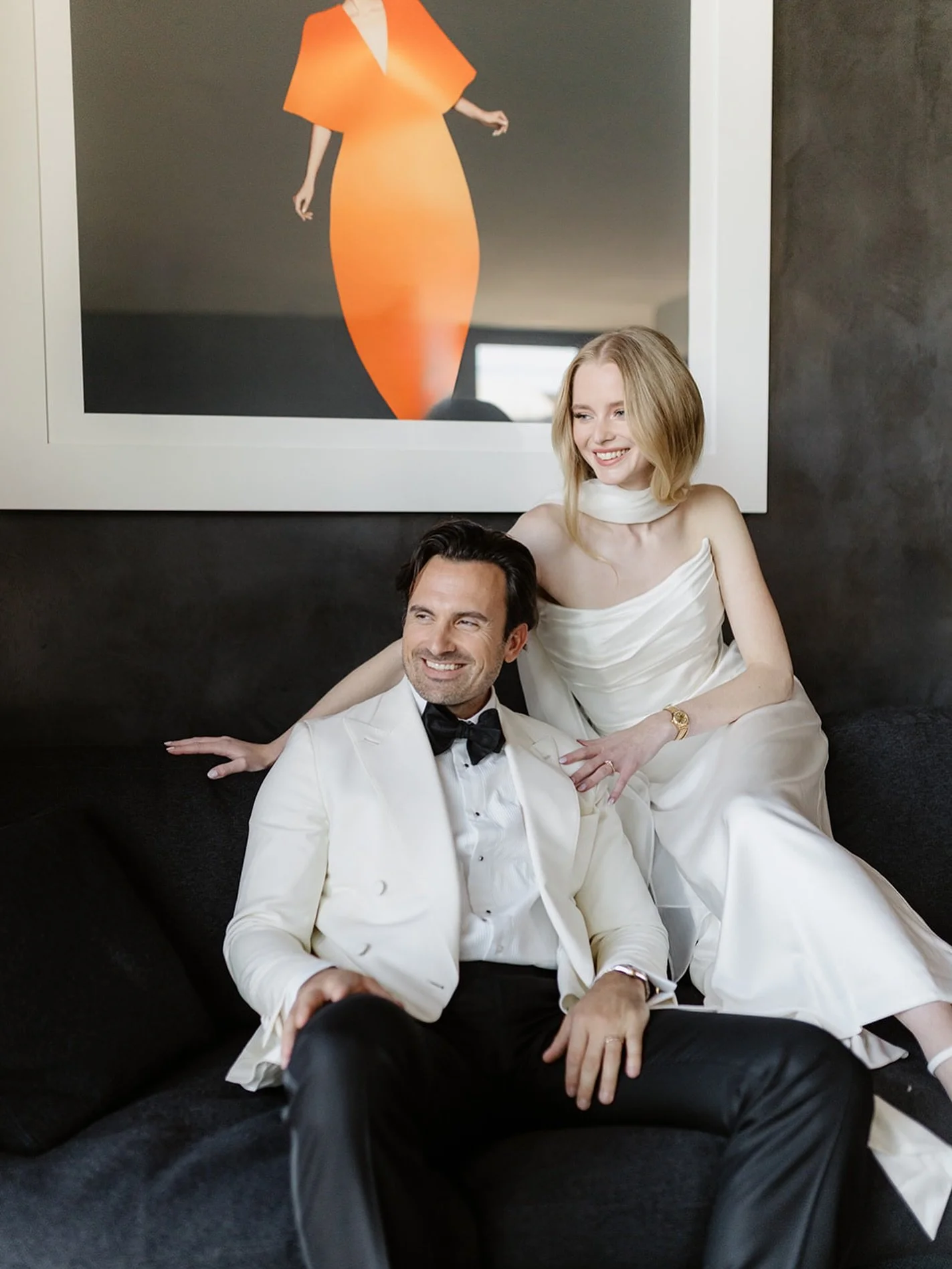 Effortlessly refined ✨

#weddingphotographer #br&ouml;llopsfotograf #editorialwedding #modernbride #timelesselegence #bride #weddingdress #weddingportrait