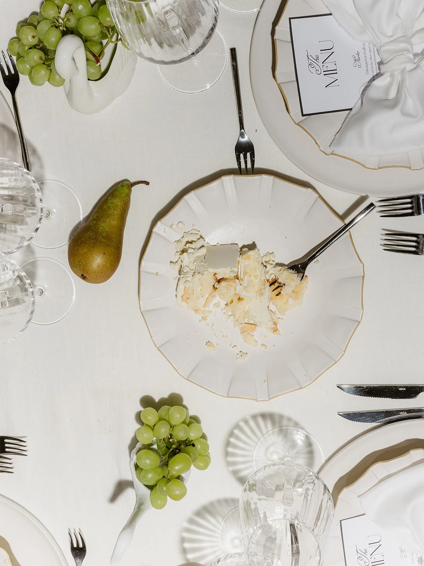 Cake, before or after?

#weddingcake #cake #wedding #weddingphotography