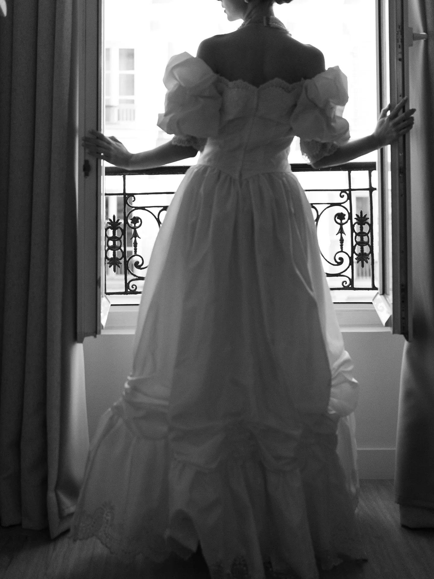 Bringing french vintage back to Paris.