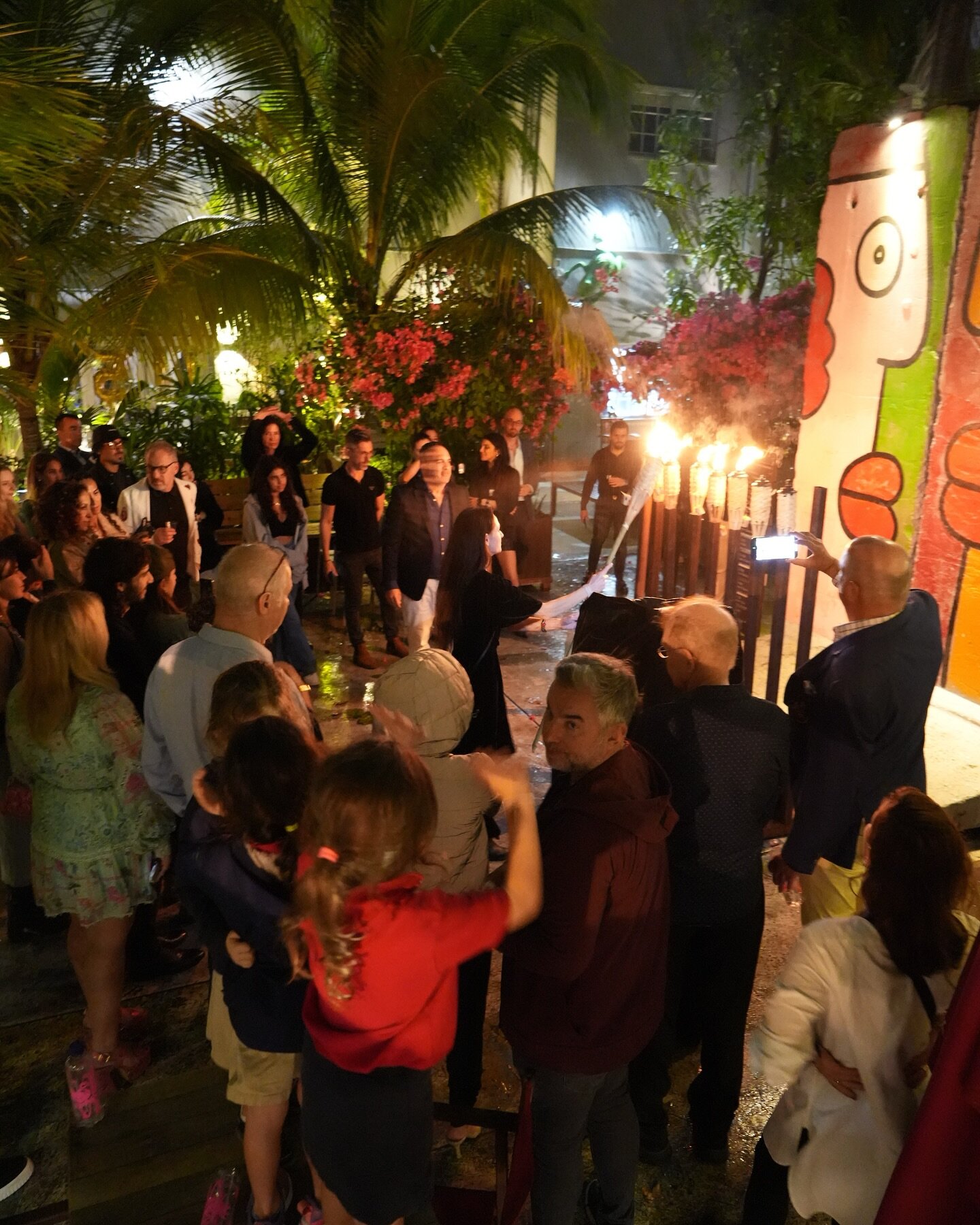 Thank you, Miami Ironside @miamiironside , for the amazing Hanukkah celebrations and beautiful candle lighting.

#photography by
@beautybymatt_

#art4causes #artforacause #artauction #standwithisrael