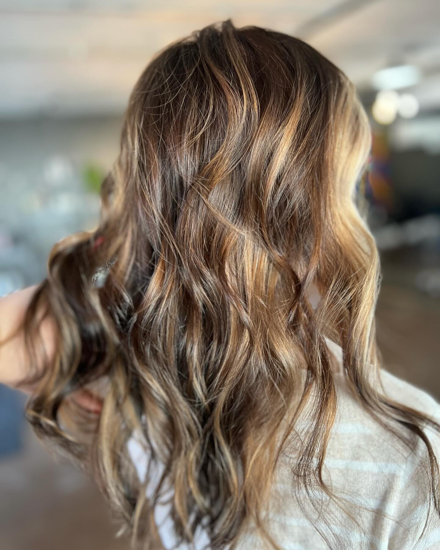 🏈just a little casual hair love for this Super Bowl Sunday! 

We have openings next week! AND it&rsquo;s the last week of our 50% off our Scalp Therapy treatment! 

📞540-812-4454
💻 https://login.meevo.com/ManeStreet/ob?locationId=104526

#showusyo