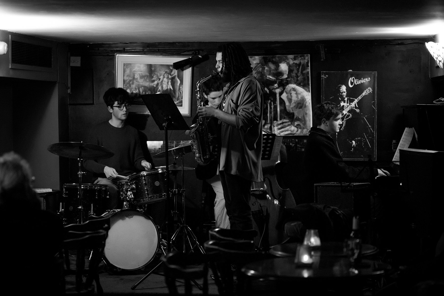 Oliver's Jazz Bar / Photo Credits: Rebecca Cresta Photography