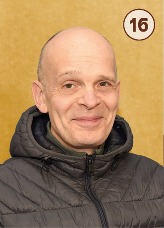 Emmanuel
La Brûlerie du Vivier

Un large choix de cafés arabica de grande qualité qu’Emmanuel torréfie lui-même. Un vrai passionné qui vous fera voir et boire le café autrement. 