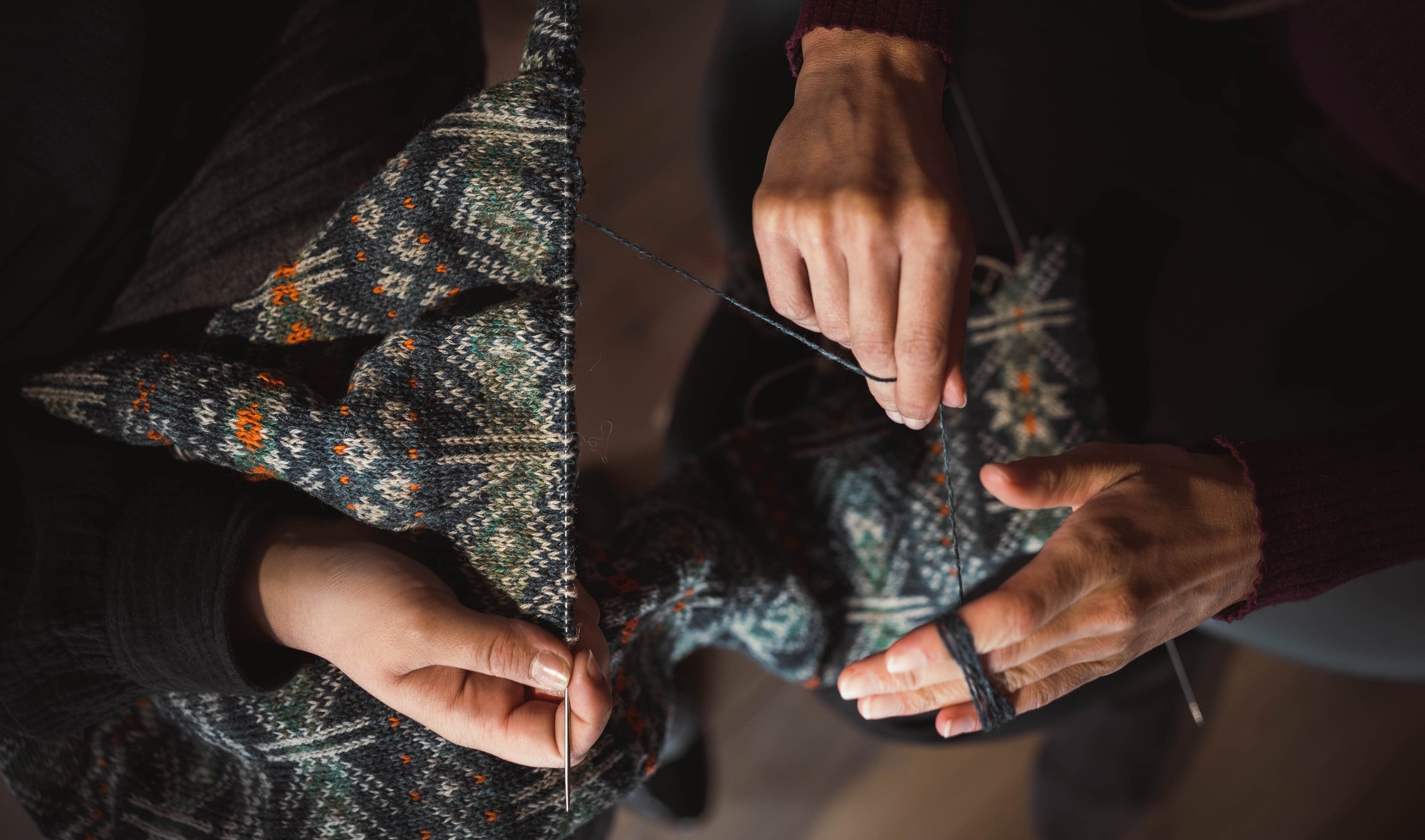 Fair Isle Wrist Warmer Knitting – New England's Narrow Road