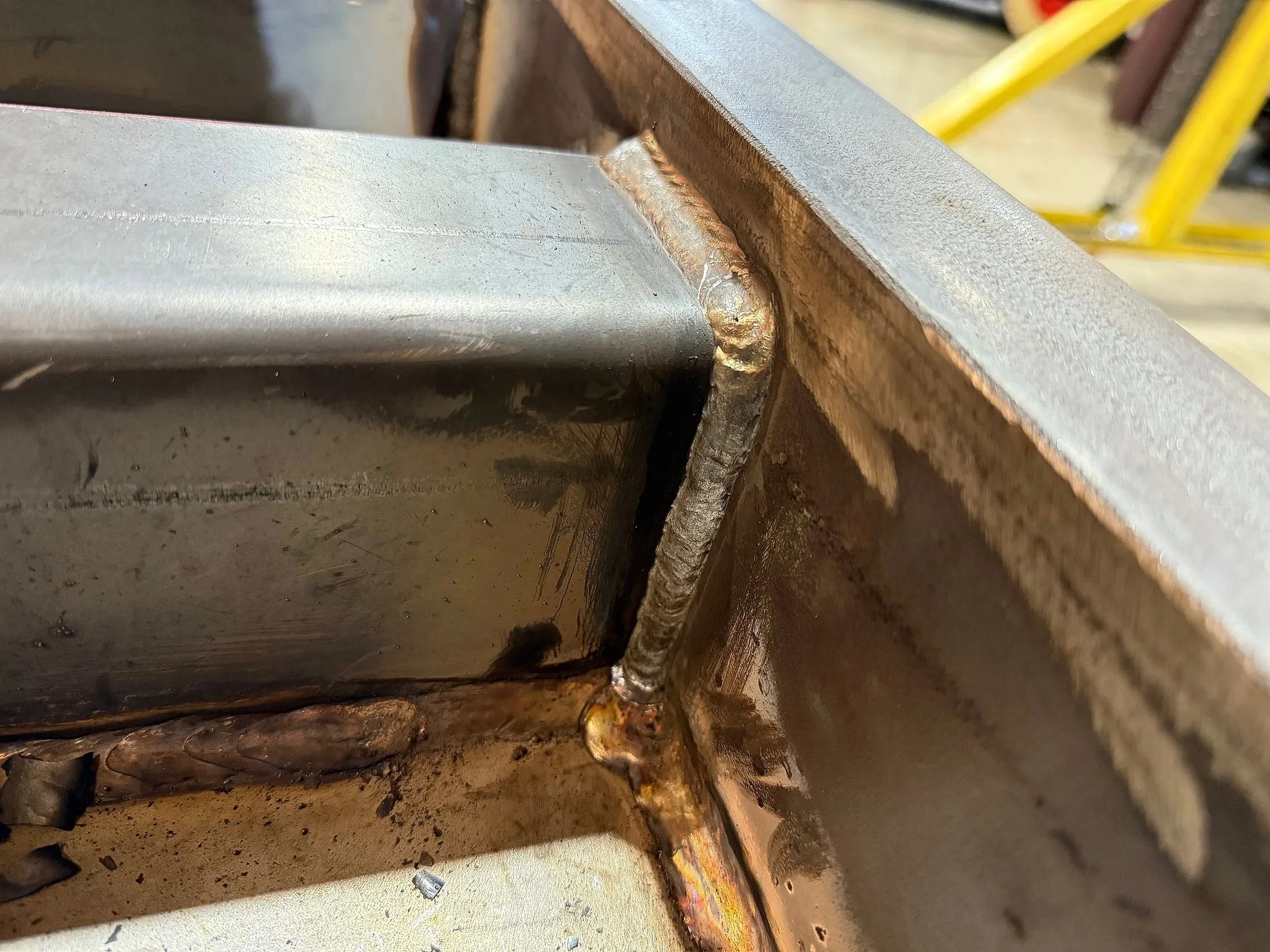INSIDE BRACING WELD JOINT IN OUR INDUSTRIAL DOORS