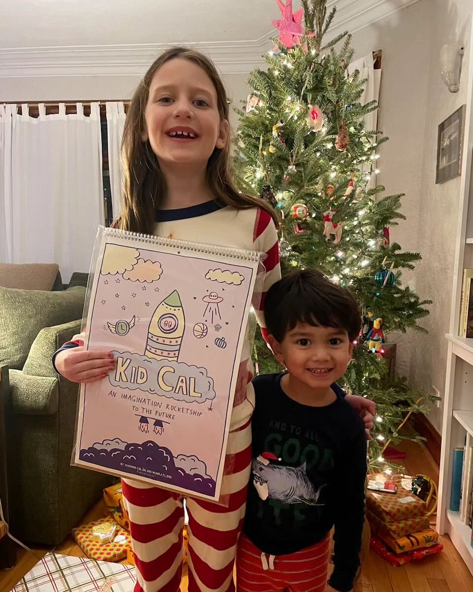 Two happy customers 🎄🎁🎄

#kidcal #kidsactivities #christmas #christmasgifts #calendar #holiday #stickers