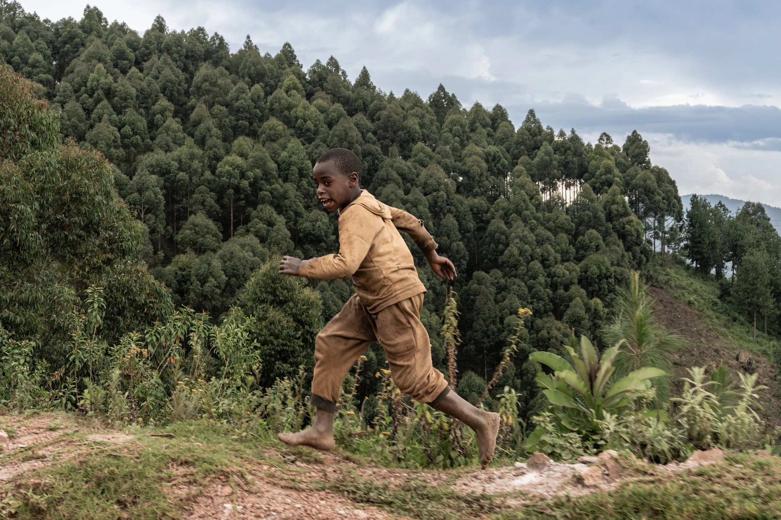 @michelphoto69_Uganda_by car-.jpeg