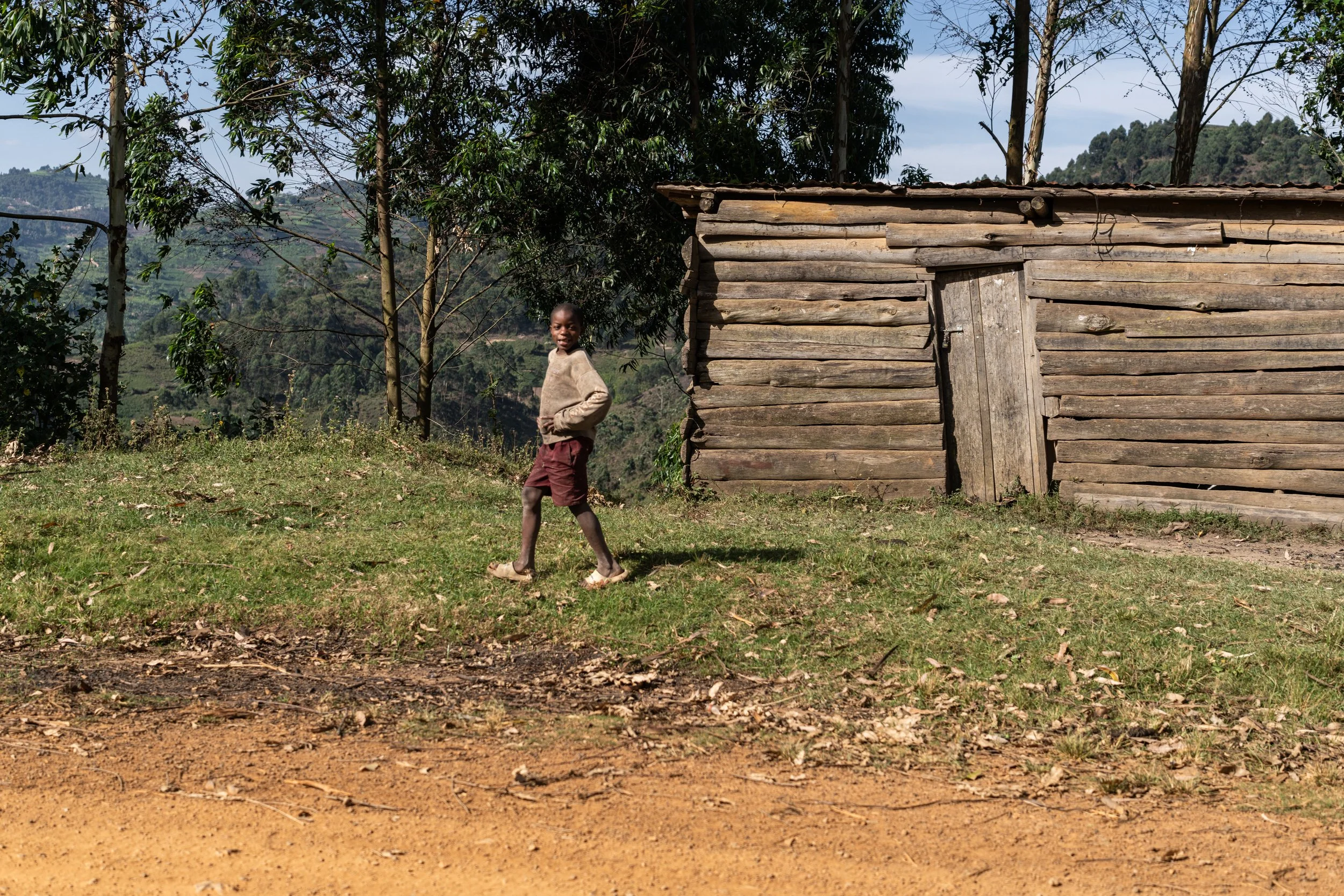 @michelphoto69_Uganda_by car-646.jpeg