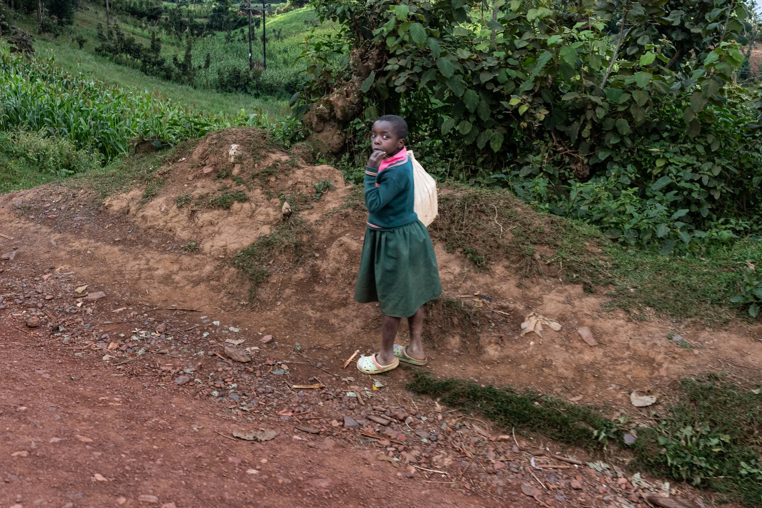 @michelphoto69_Uganda_by car-507.jpeg