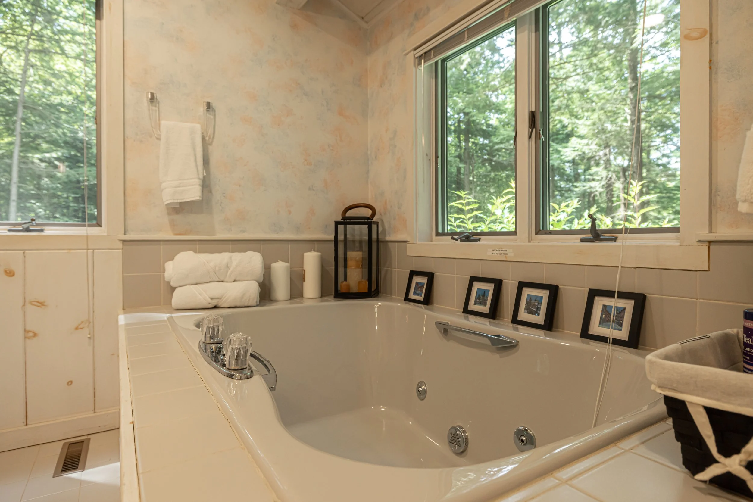 Master bath.jpg