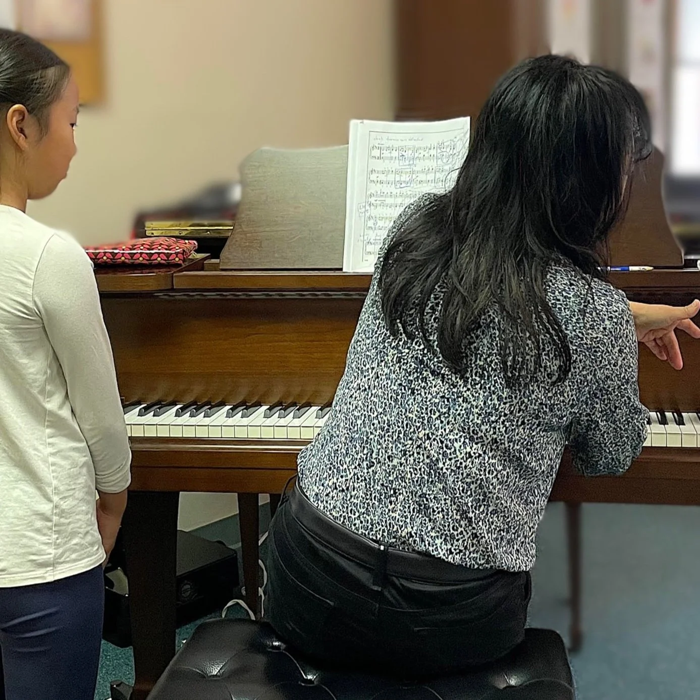 One-on-one piano instruction focused on personalized technique and musical development.